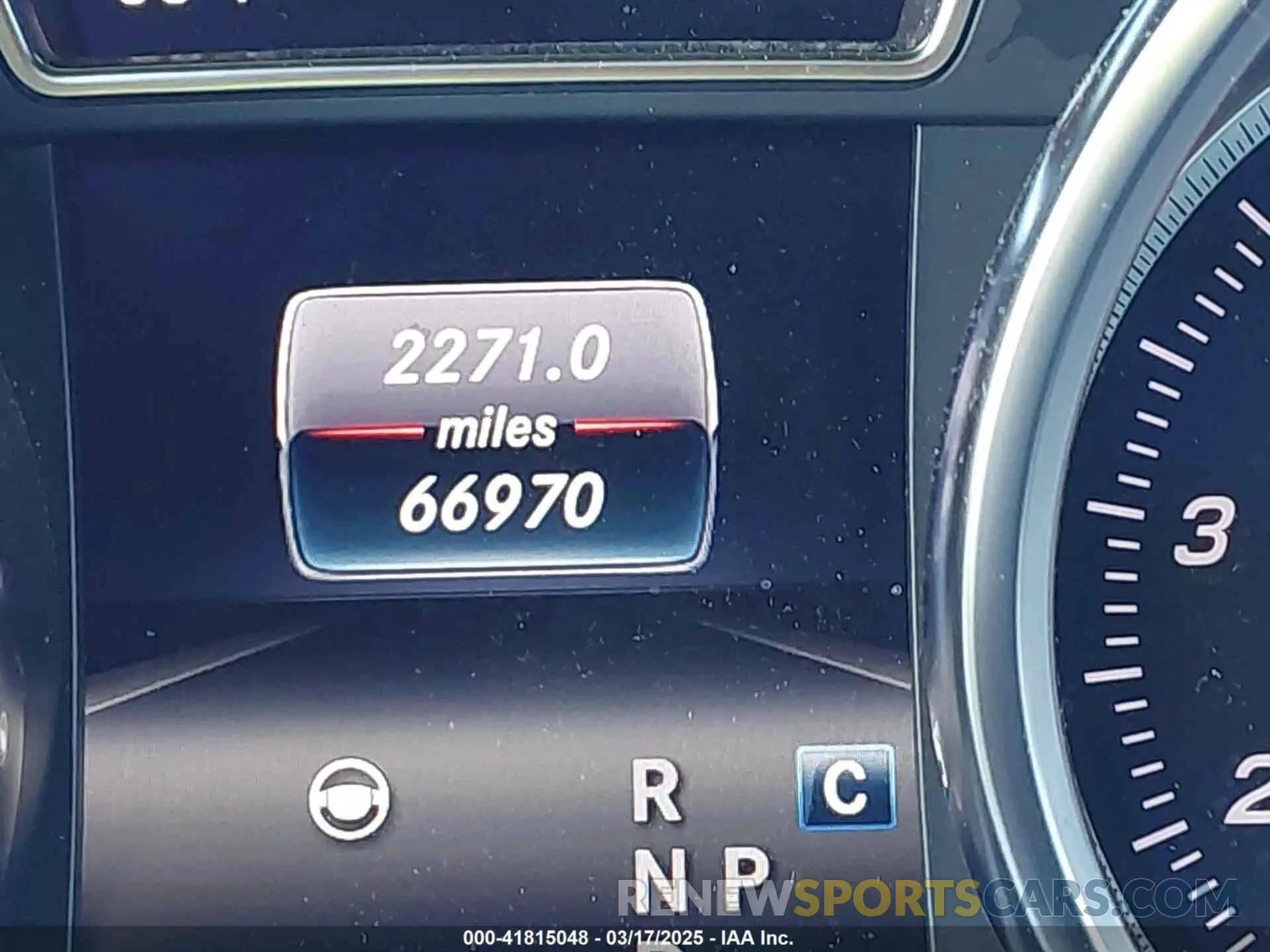 15 Photograph of a damaged car 4JGDF6EE2KB210870 MERCEDES-BENZ GLS 450 2019