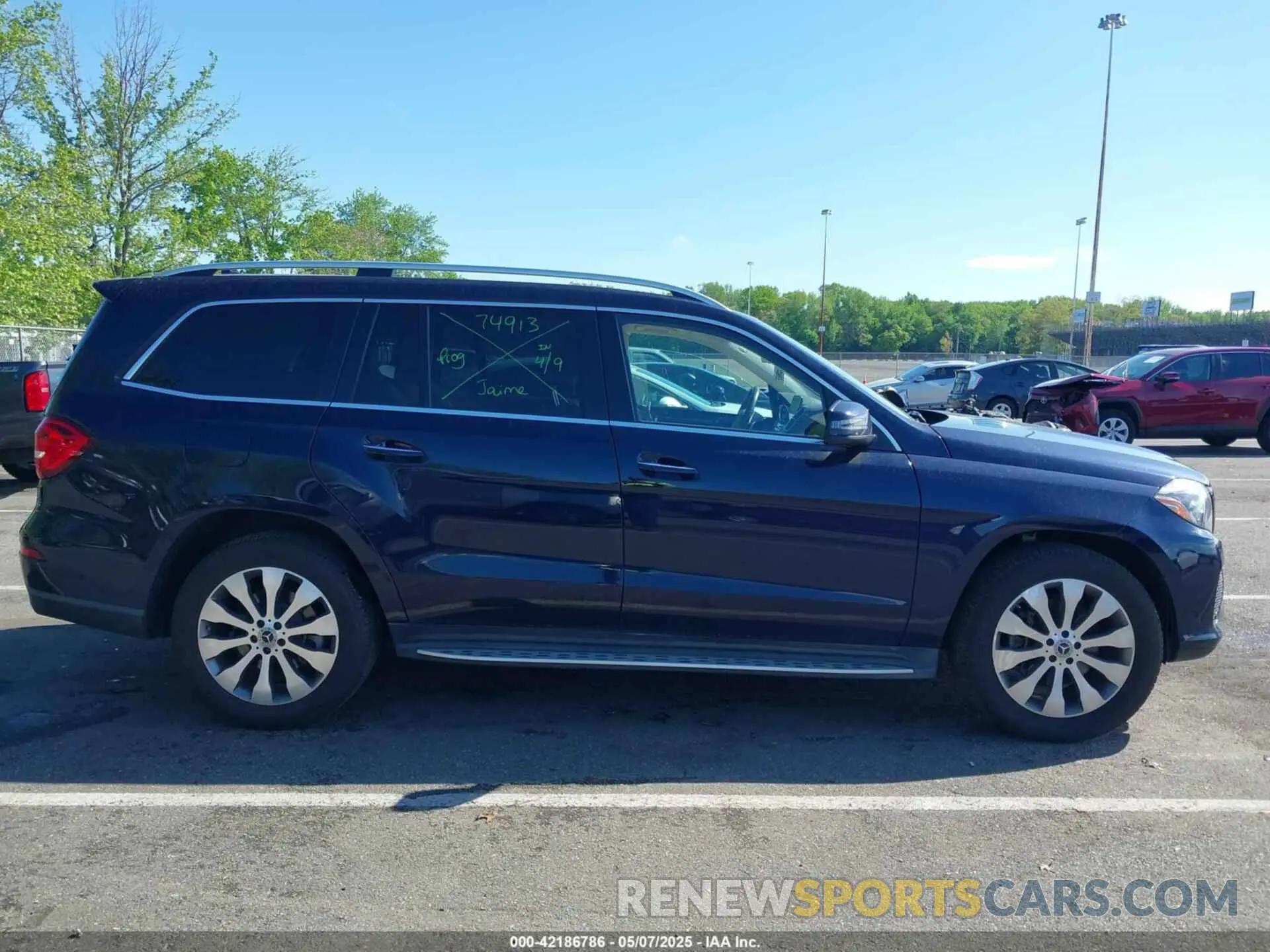 13 Photograph of a damaged car 4JGDF6EE3KB187387 MERCEDES-BENZ GLS 450 2019