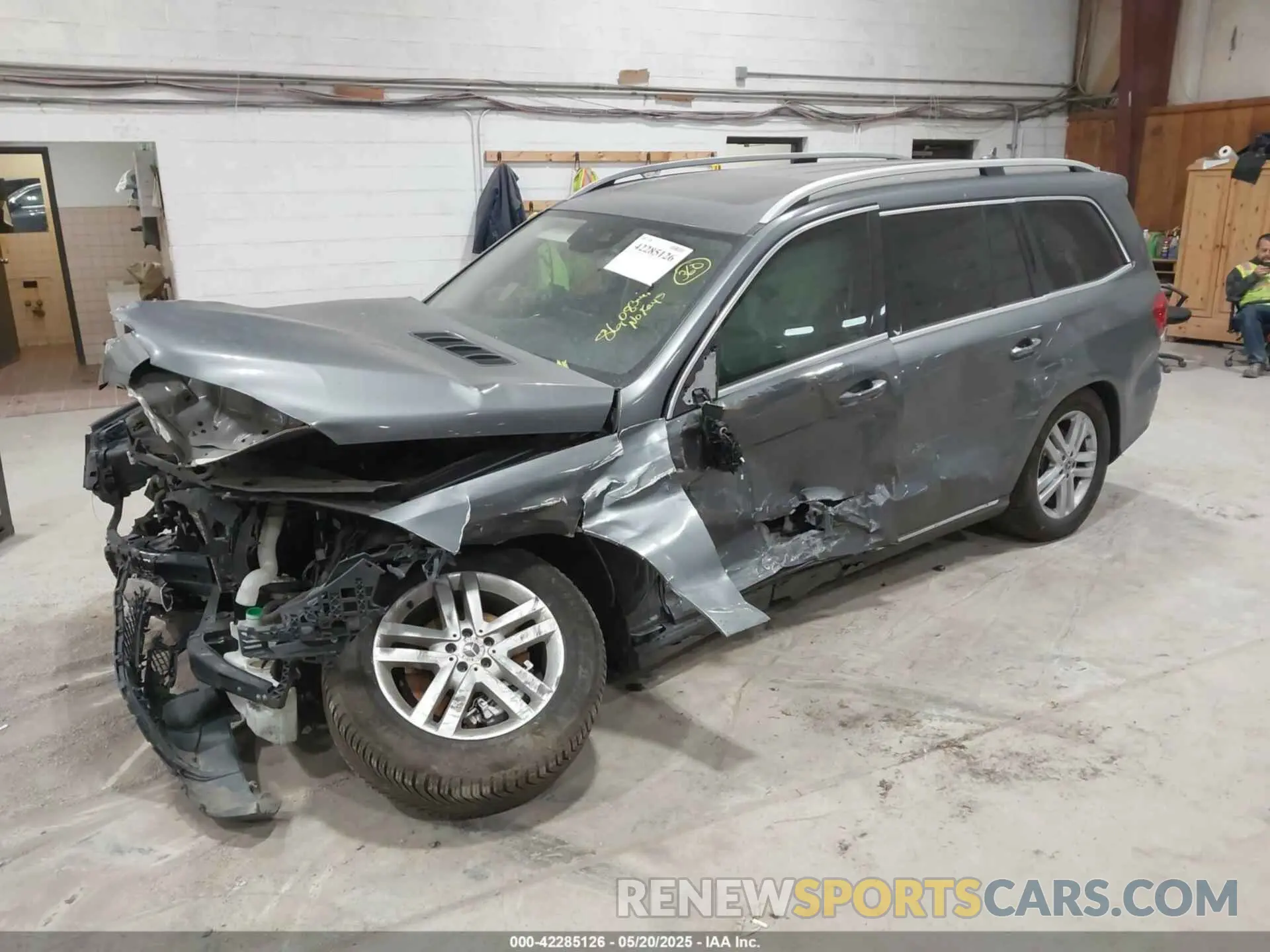 2 Photograph of a damaged car 4JGDF6EE4KB228206 MERCEDES-BENZ GLS 450 2019