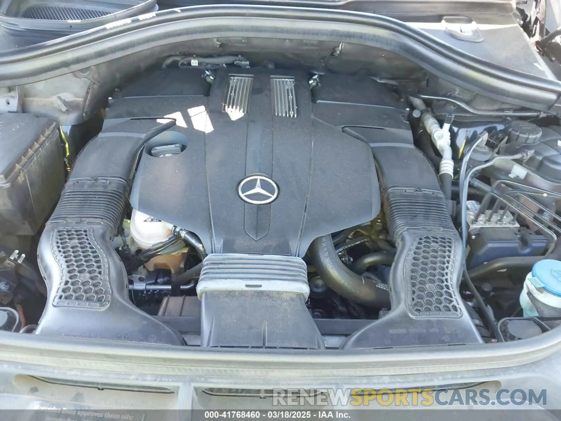 10 Photograph of a damaged car 4JGDF6EE5KB215061 MERCEDES-BENZ GLS 450 2019