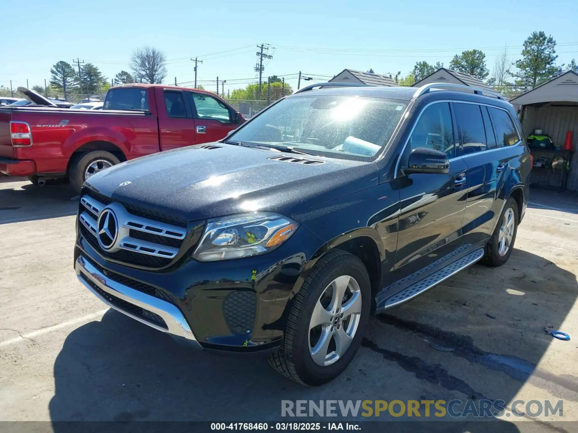 2 Photograph of a damaged car 4JGDF6EE5KB215061 MERCEDES-BENZ GLS 450 2019