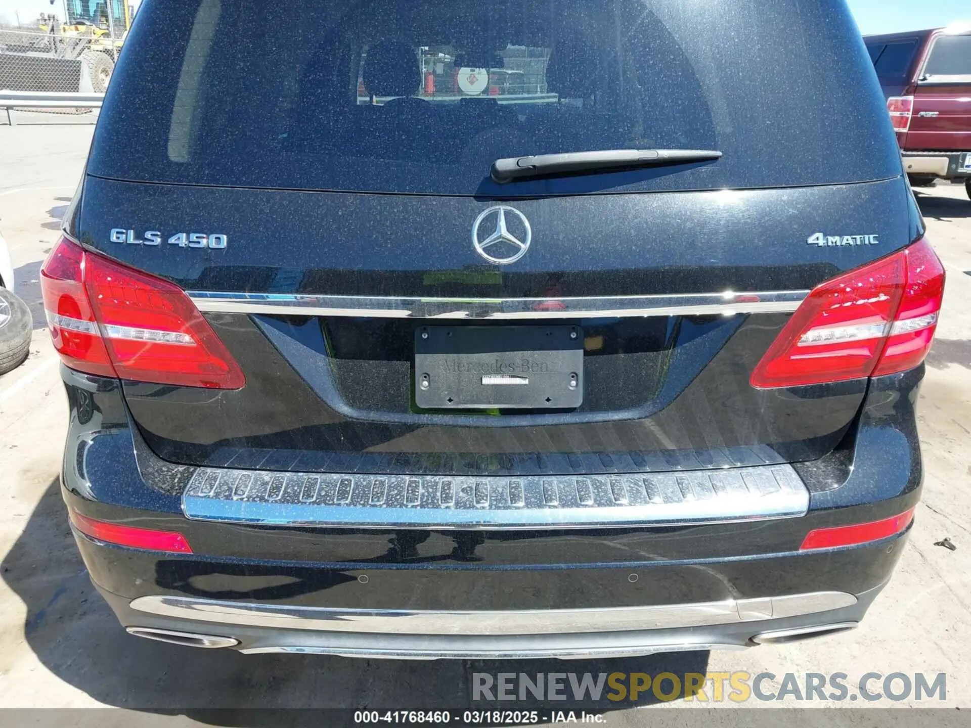 6 Photograph of a damaged car 4JGDF6EE5KB215061 MERCEDES-BENZ GLS 450 2019