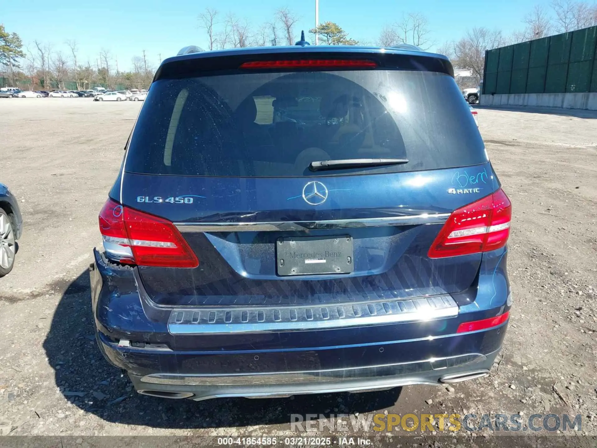16 Photograph of a damaged car 4JGDF6EE5KB233575 MERCEDES-BENZ GLS 450 2019