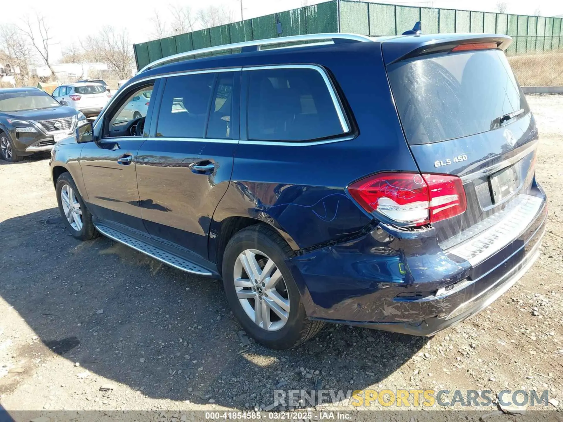 3 Photograph of a damaged car 4JGDF6EE5KB233575 MERCEDES-BENZ GLS 450 2019