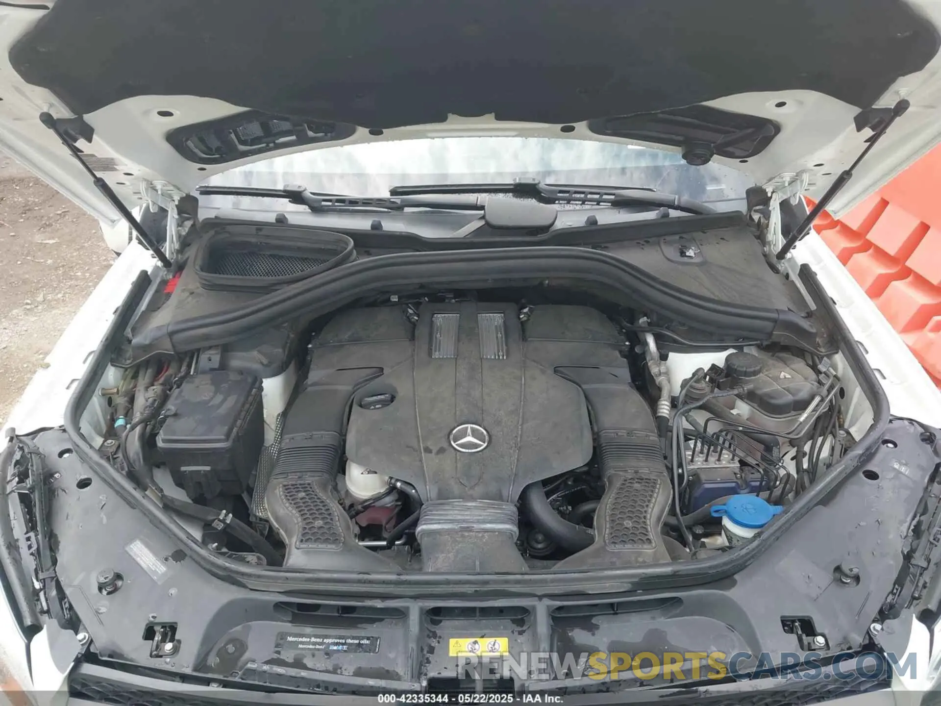10 Photograph of a damaged car 4JGDF6EE6KB219197 MERCEDES-BENZ GLS 450 2019