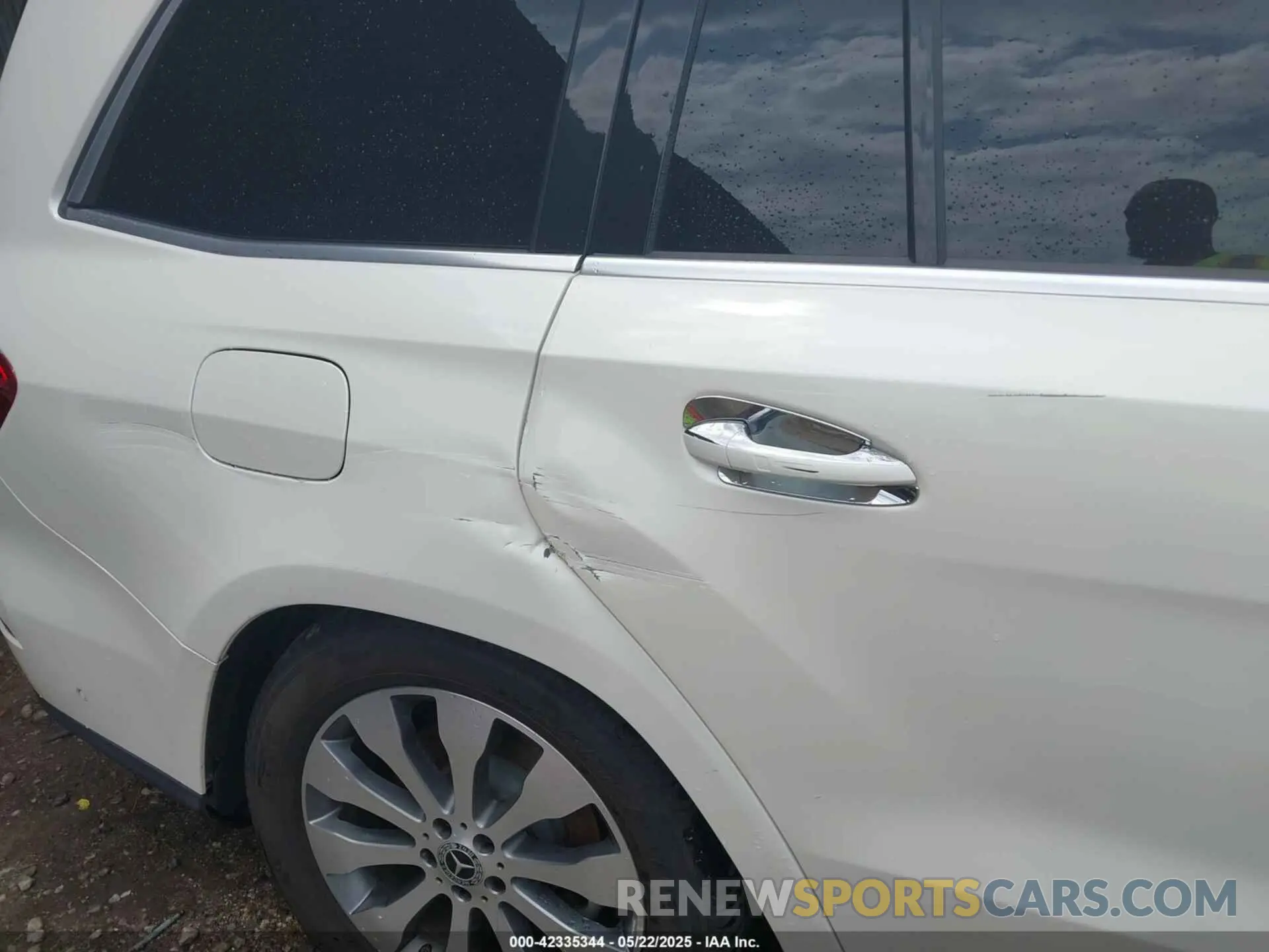 6 Photograph of a damaged car 4JGDF6EE6KB219197 MERCEDES-BENZ GLS 450 2019