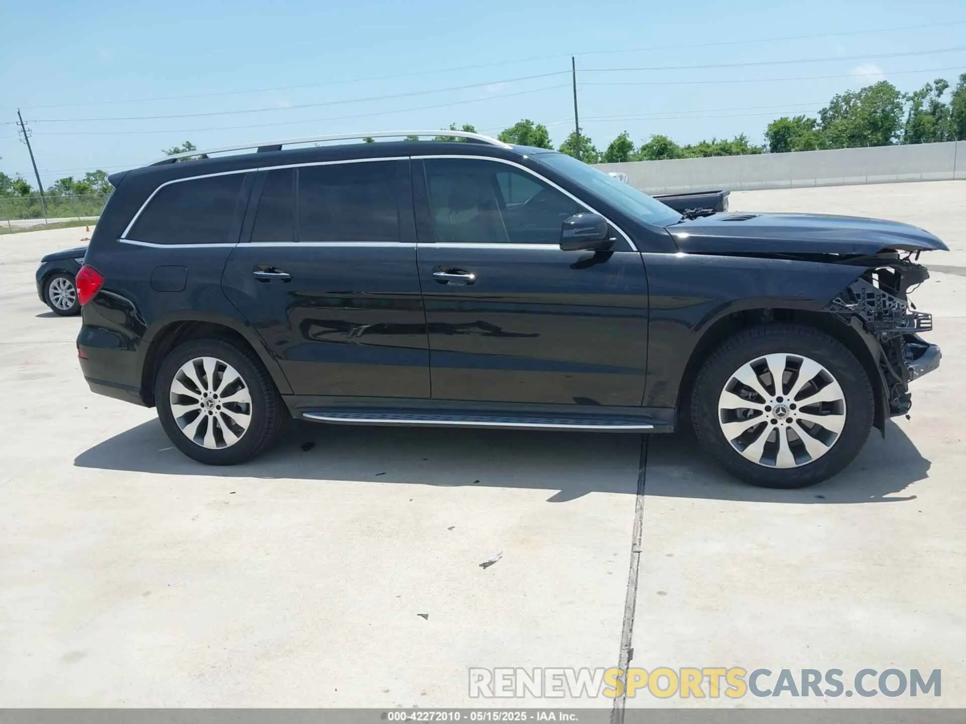 13 Photograph of a damaged car 4JGDF6EE9KB201924 MERCEDES-BENZ GLS 450 2019