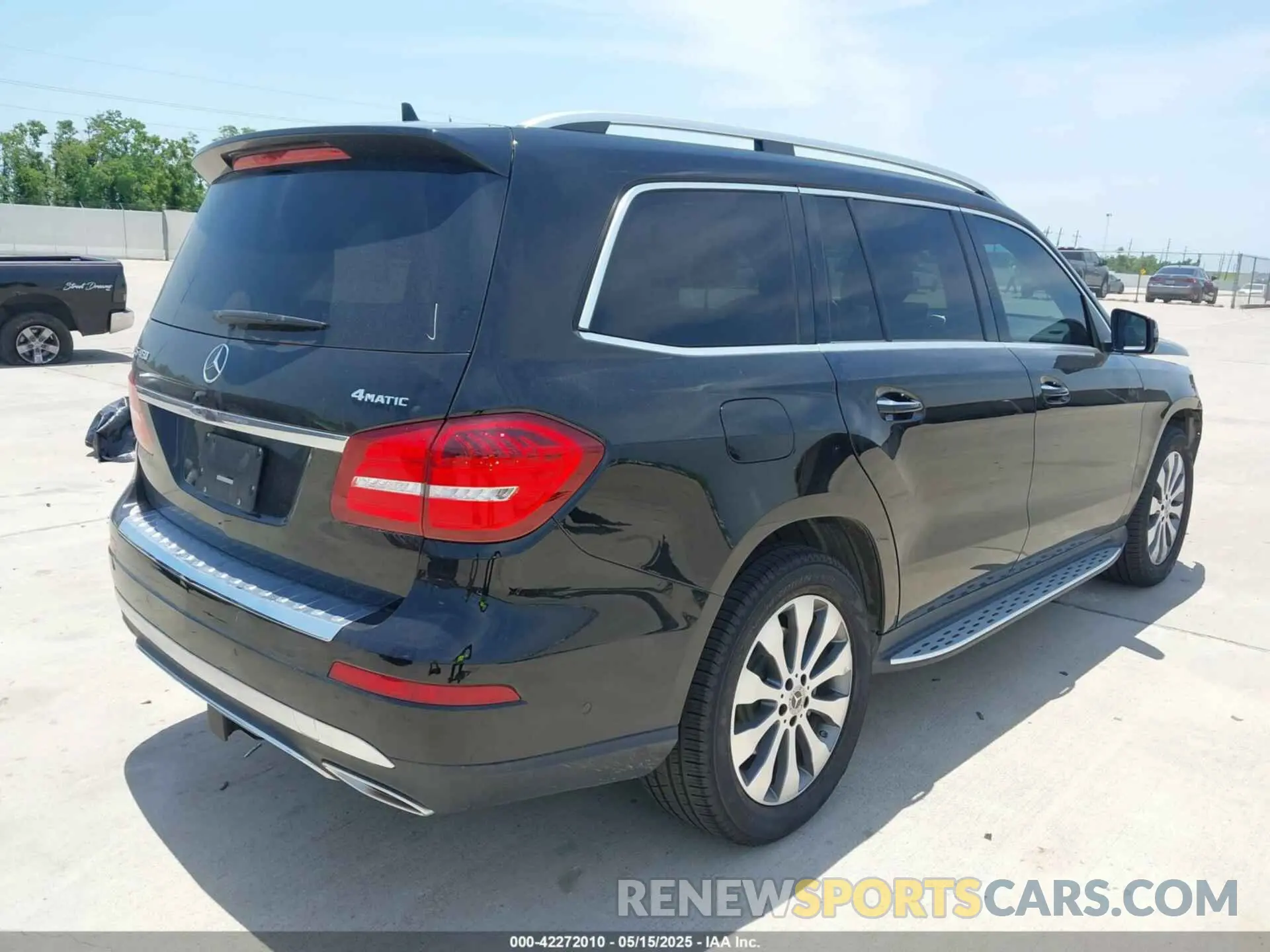 4 Photograph of a damaged car 4JGDF6EE9KB201924 MERCEDES-BENZ GLS 450 2019