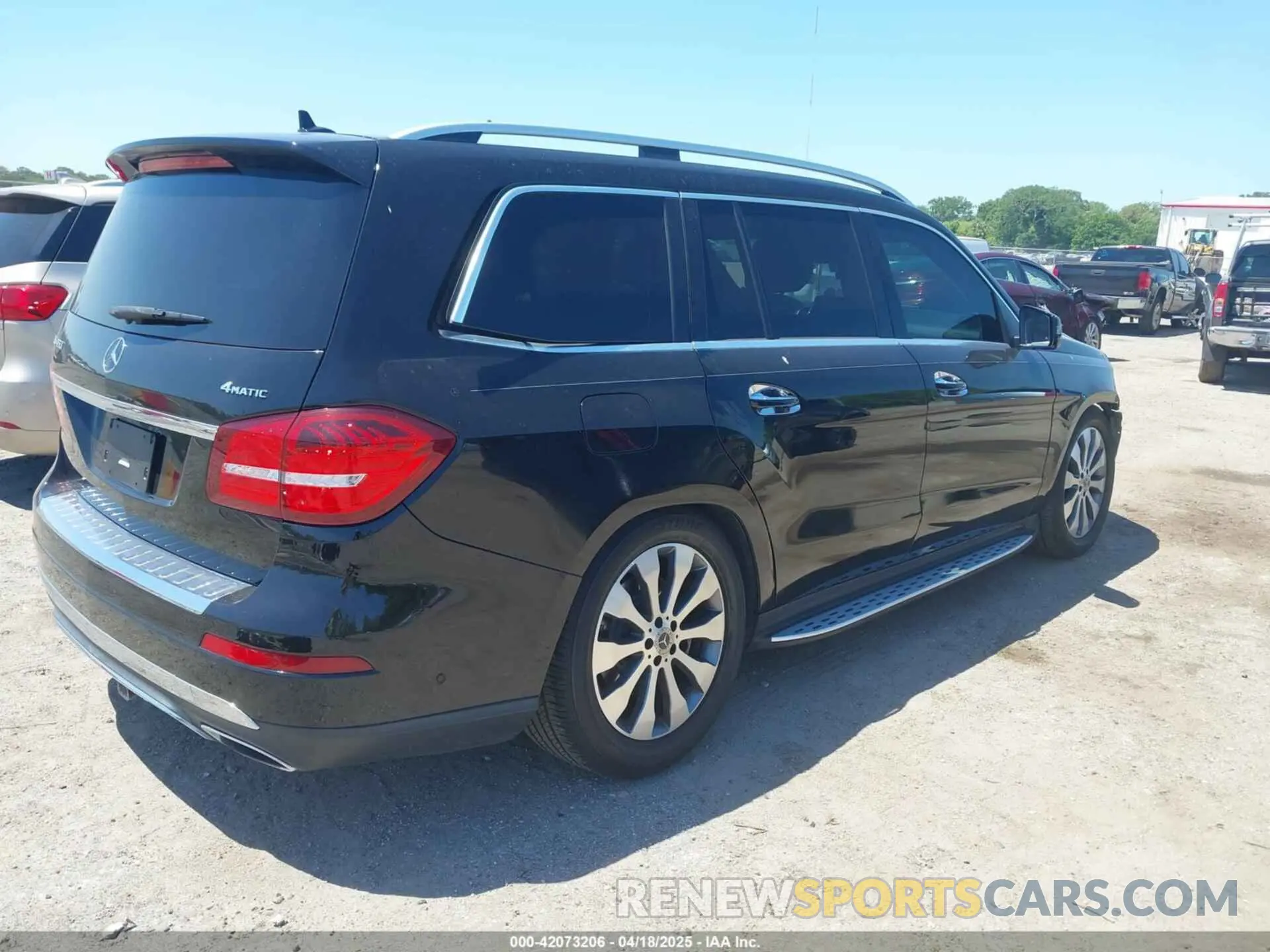 4 Photograph of a damaged car 4JGDF6EE9KB224314 MERCEDES-BENZ GLS 450 2019