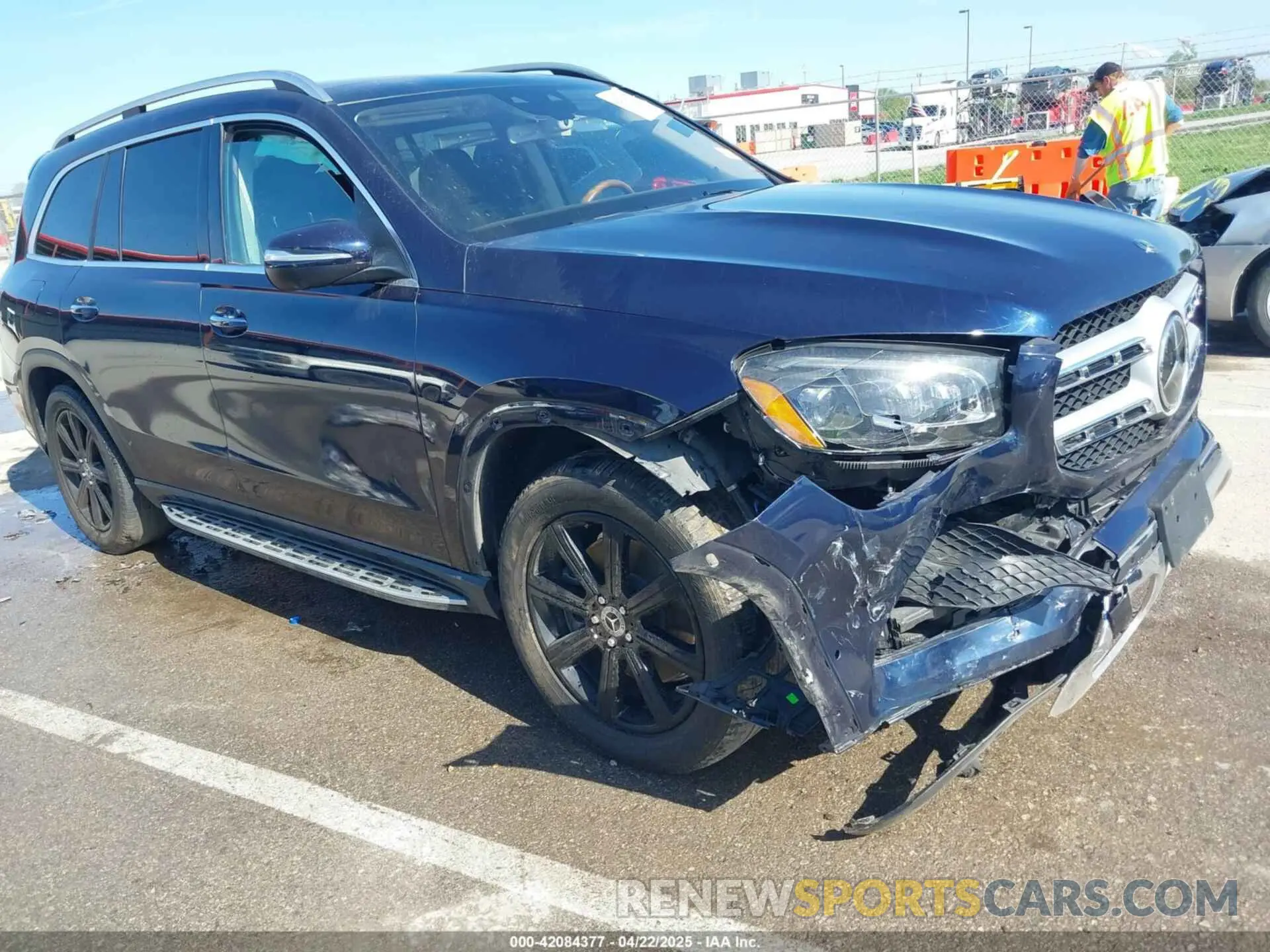 1 Photograph of a damaged car 4JGFF5KE2LA131407 MERCEDES-BENZ GLS 450 2020
