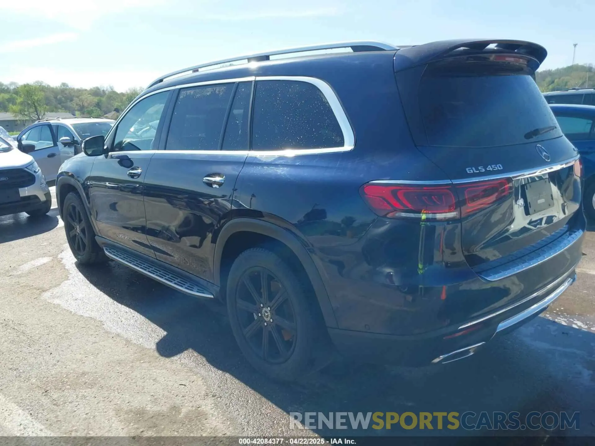3 Photograph of a damaged car 4JGFF5KE2LA131407 MERCEDES-BENZ GLS 450 2020