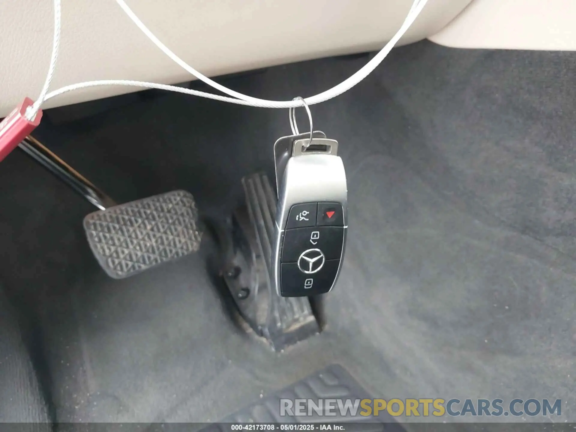 11 Photograph of a damaged car 4JGFF5KE5LA131319 MERCEDES-BENZ GLS 450 2020