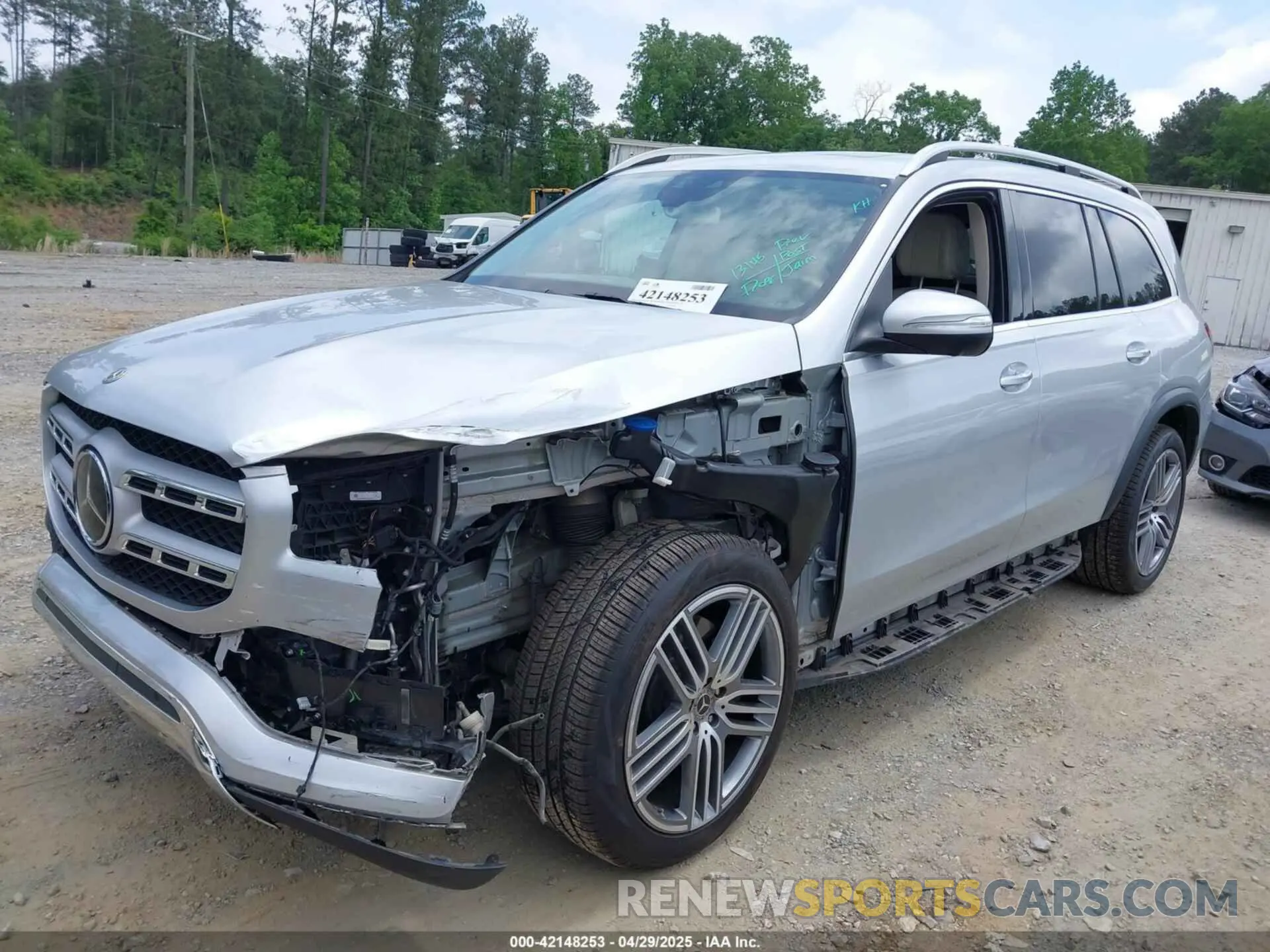 2 Photograph of a damaged car 4JGFF5KE5LA227290 MERCEDES-BENZ GLS 450 2020