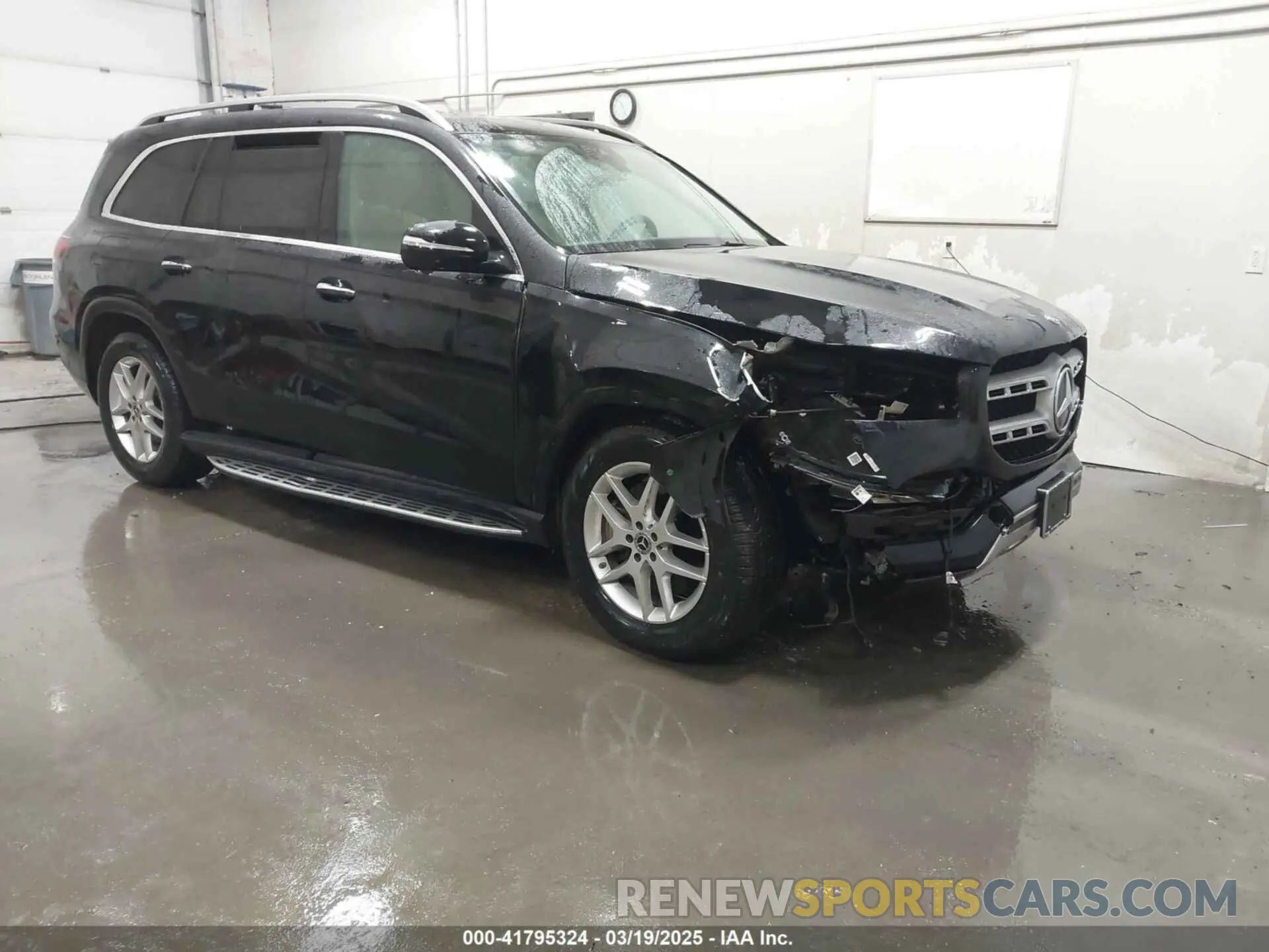1 Photograph of a damaged car 4JGFF5KE7LA053657 MERCEDES-BENZ GLS 450 2020