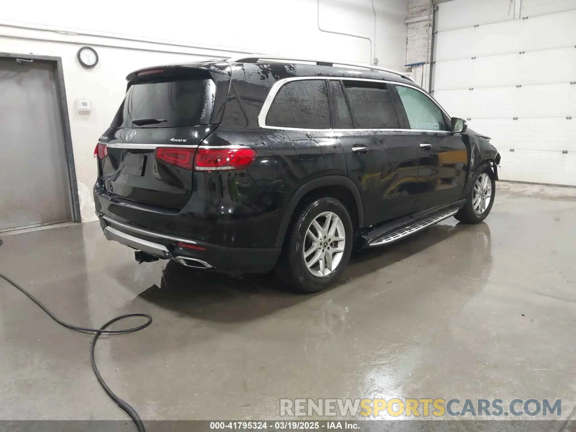 4 Photograph of a damaged car 4JGFF5KE7LA053657 MERCEDES-BENZ GLS 450 2020