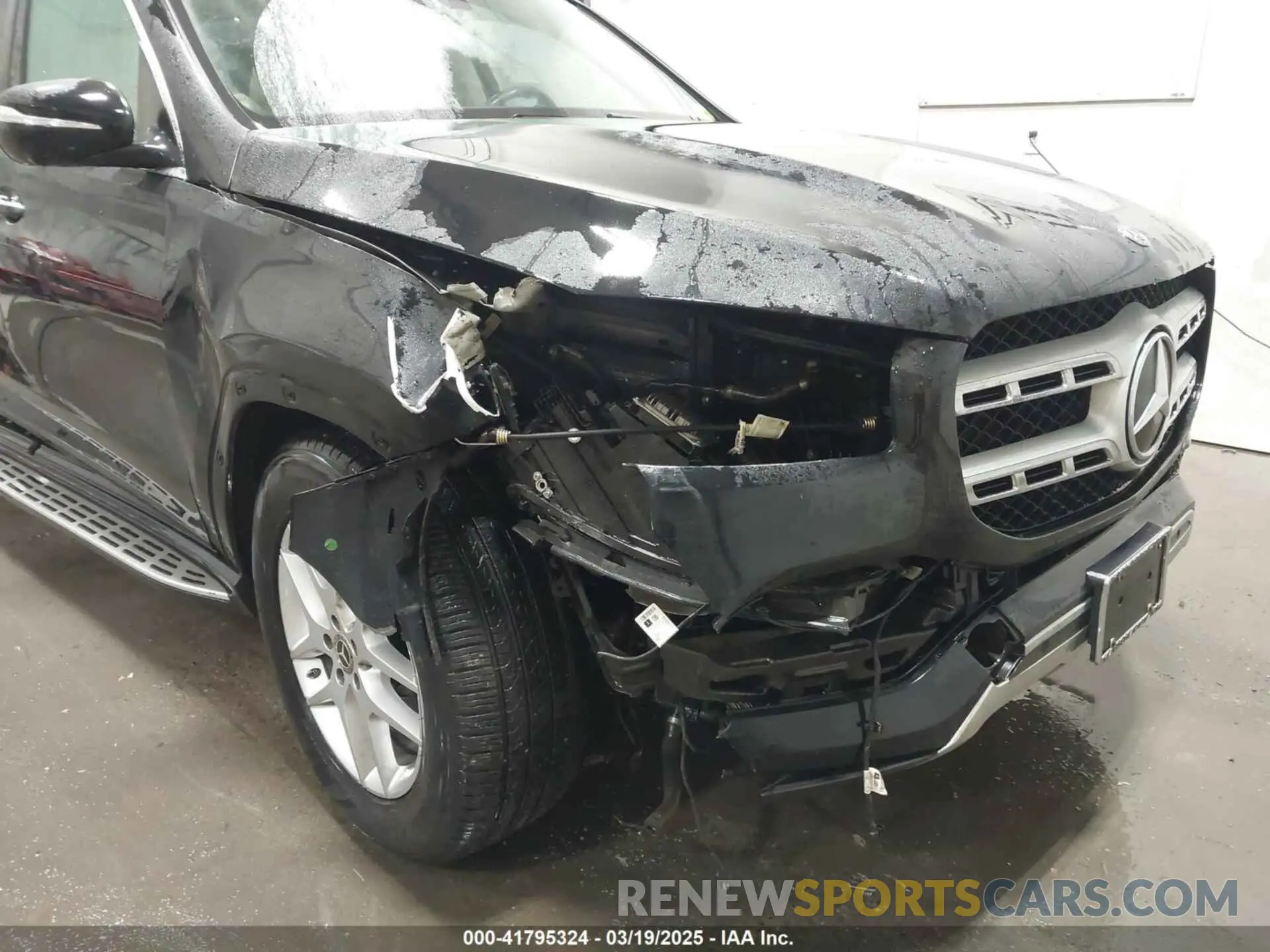 6 Photograph of a damaged car 4JGFF5KE7LA053657 MERCEDES-BENZ GLS 450 2020