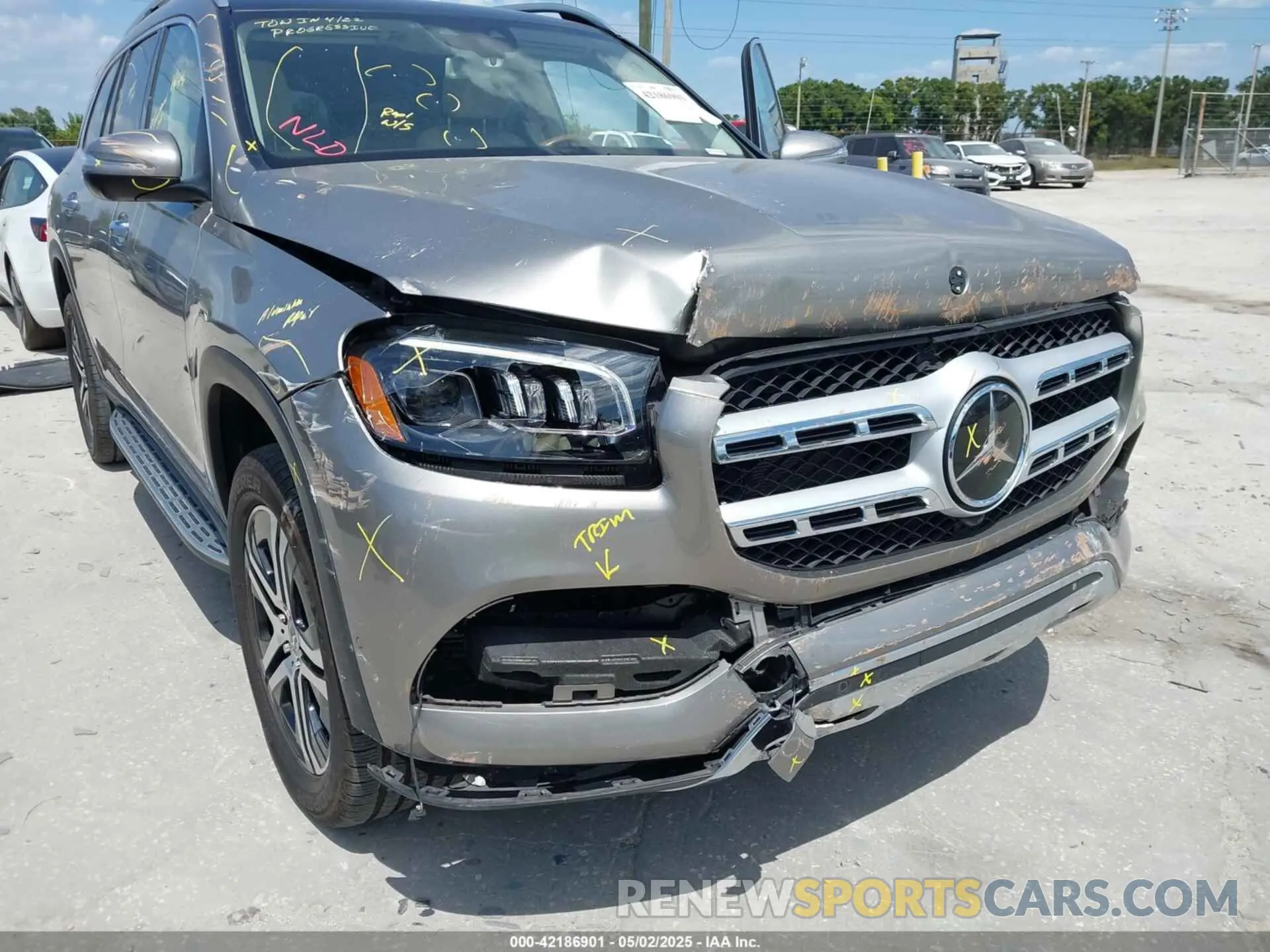 6 Photograph of a damaged car 4JGFF5KE7LA216047 MERCEDES-BENZ GLS 450 2020
