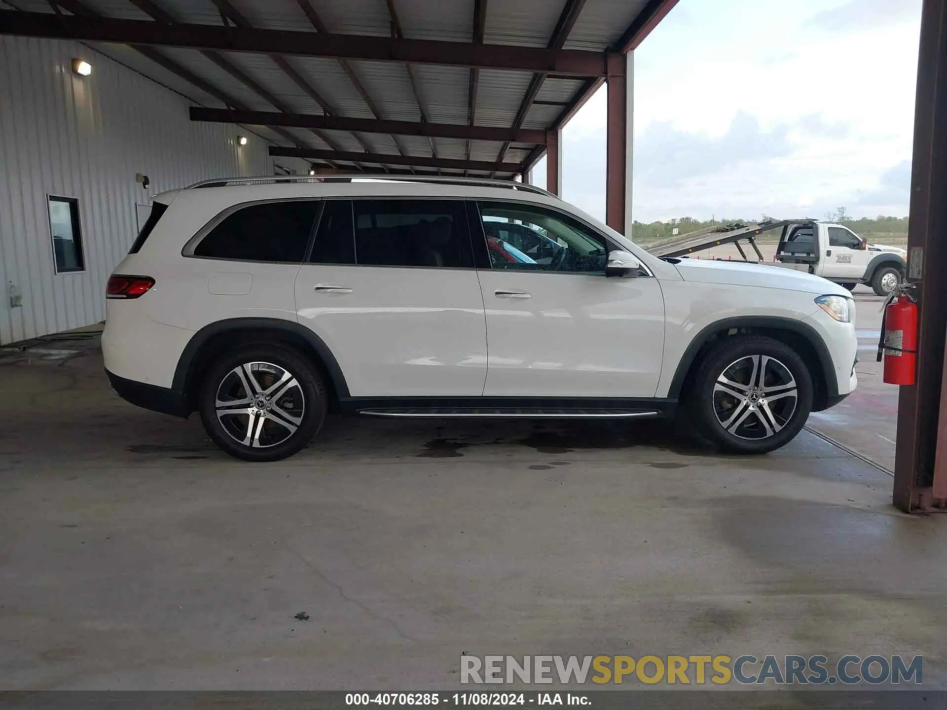13 Photograph of a damaged car 4JGFF5KE9LA151542 MERCEDES-BENZ GLS 450 2020