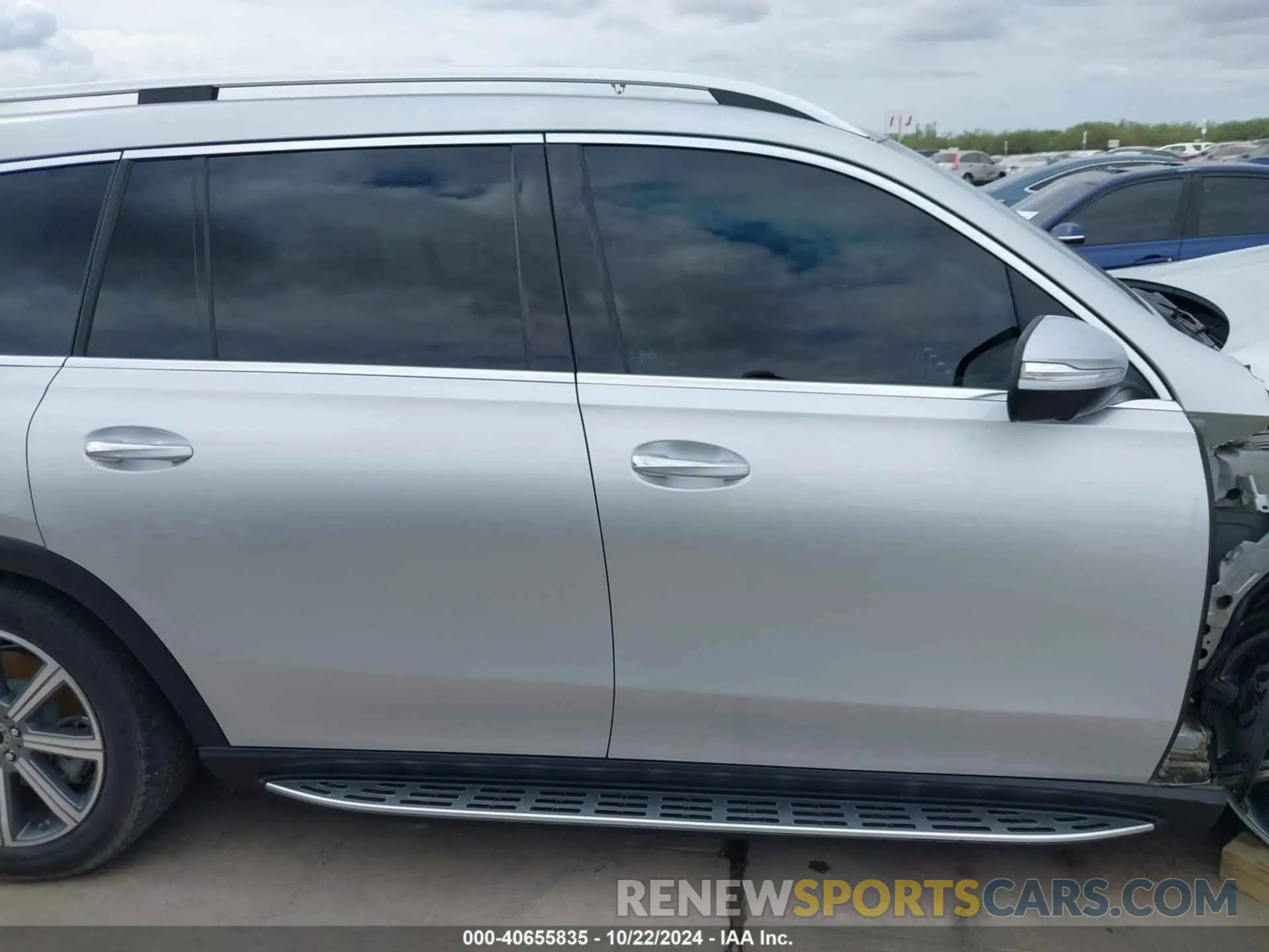 14 Photograph of a damaged car 4JGFF5KE9LA265962 MERCEDES-BENZ GLS 450 2020