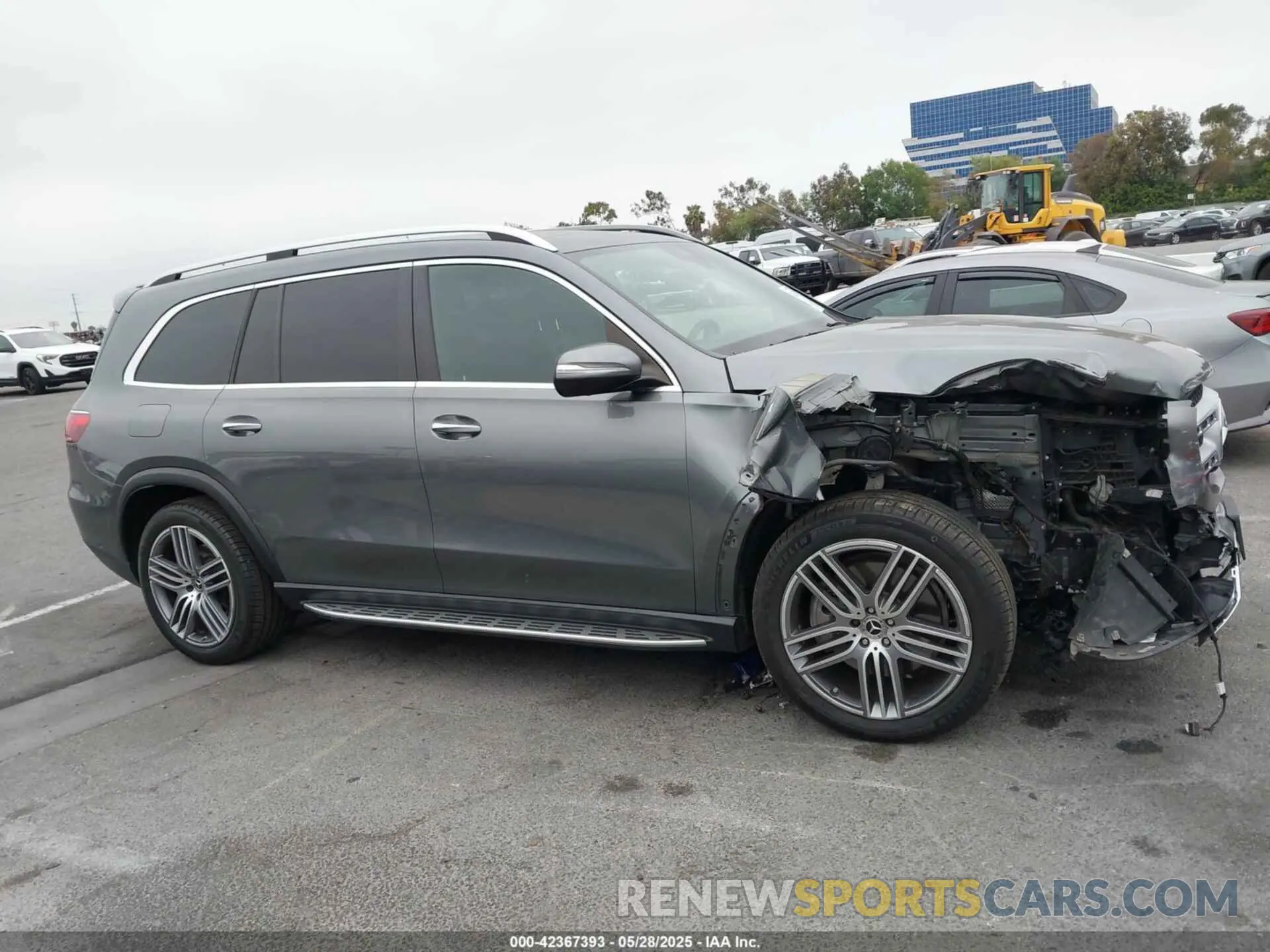 14 Photograph of a damaged car 4JGFF5KE9LA282289 MERCEDES-BENZ GLS 450 2020