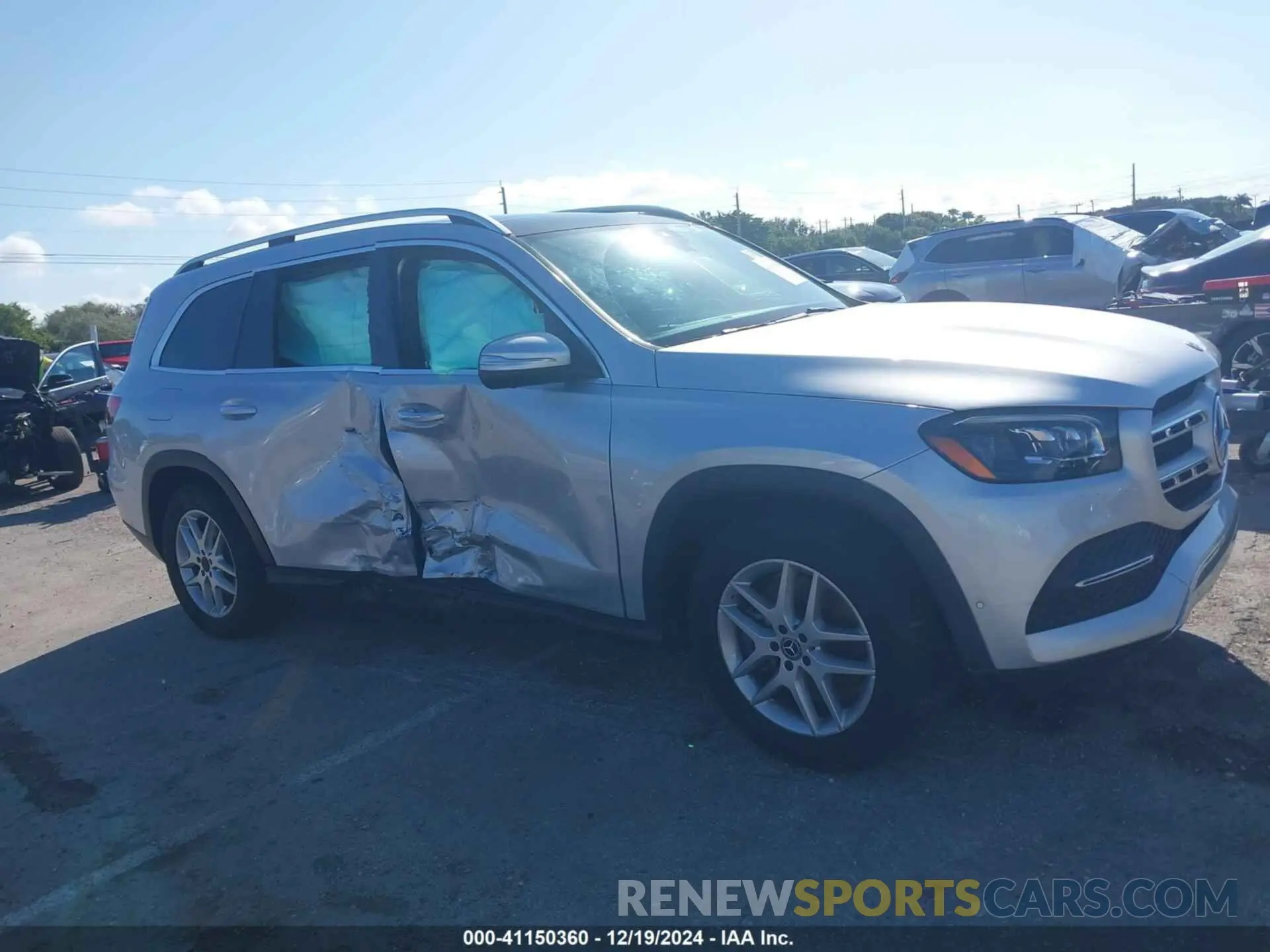 13 Photograph of a damaged car 4JGFF5KEXLA216513 MERCEDES-BENZ GLS 450 2020