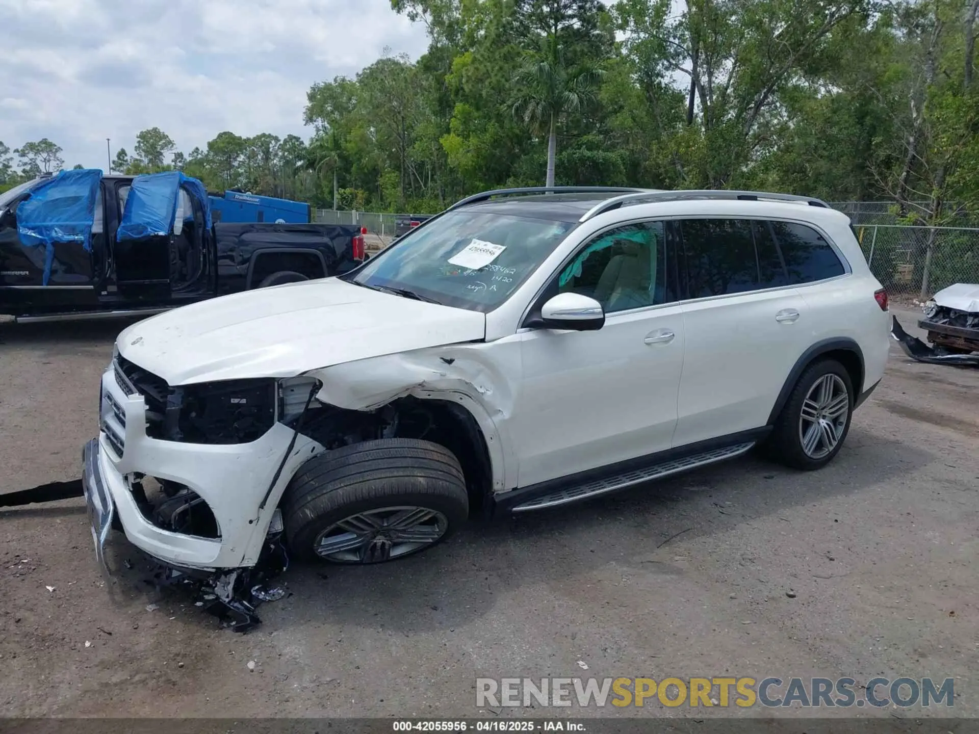 12 Photograph of a damaged car 4JGFF5KE3MA381420 MERCEDES-BENZ GLS 450 2021