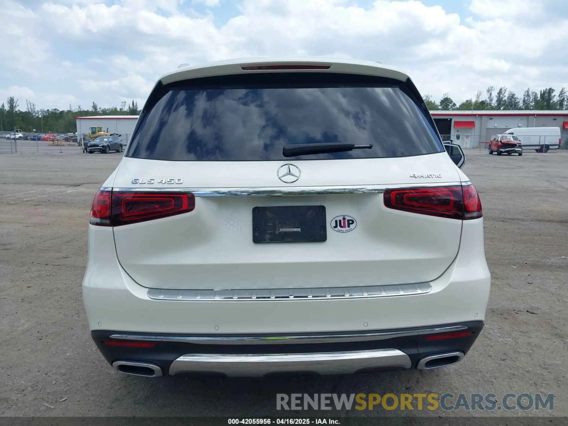 17 Photograph of a damaged car 4JGFF5KE3MA381420 MERCEDES-BENZ GLS 450 2021