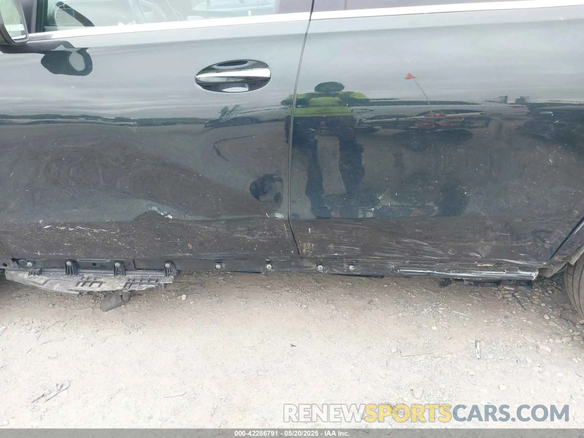 6 Photograph of a damaged car 4JGFF5KE6MA534582 MERCEDES-BENZ GLS 450 2021