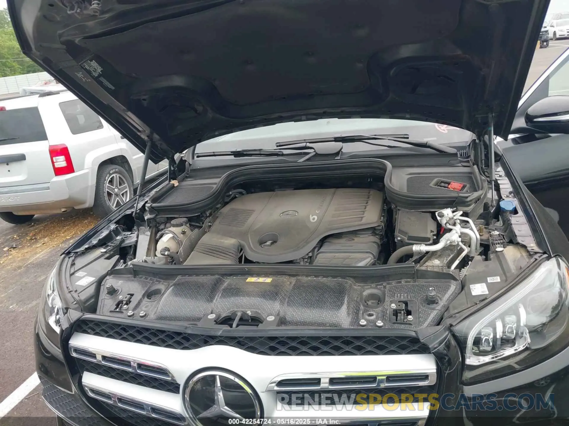 10 Photograph of a damaged car 4JGFF5KE7MA424253 MERCEDES-BENZ GLS 450 2021