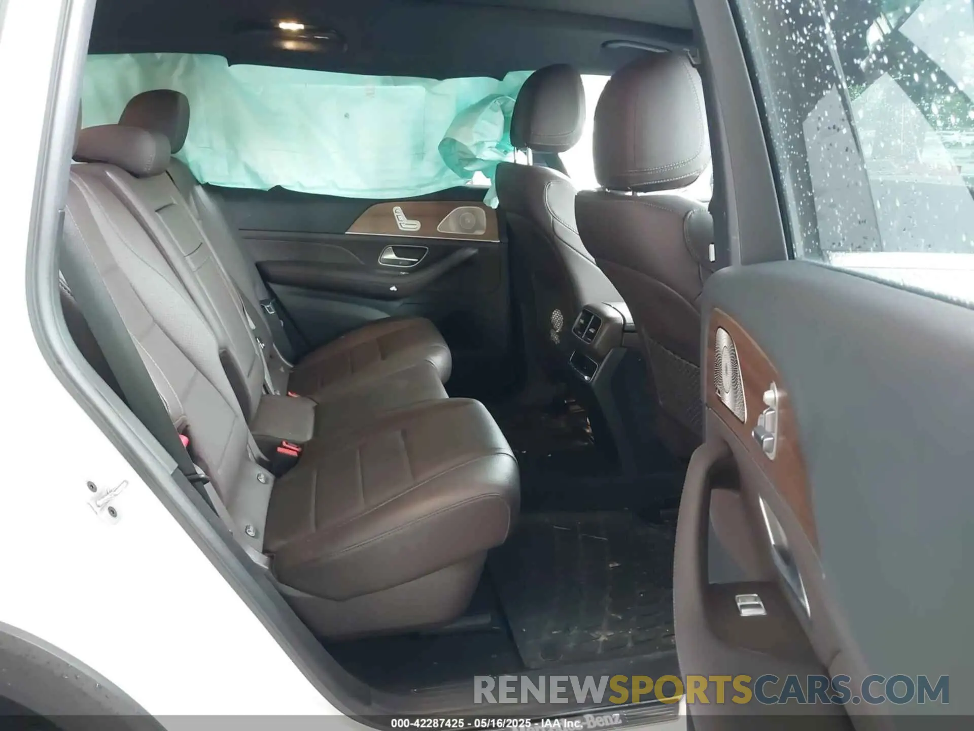 8 Photograph of a damaged car 4JGFF5KE9MA572260 MERCEDES-BENZ GLS 450 2021