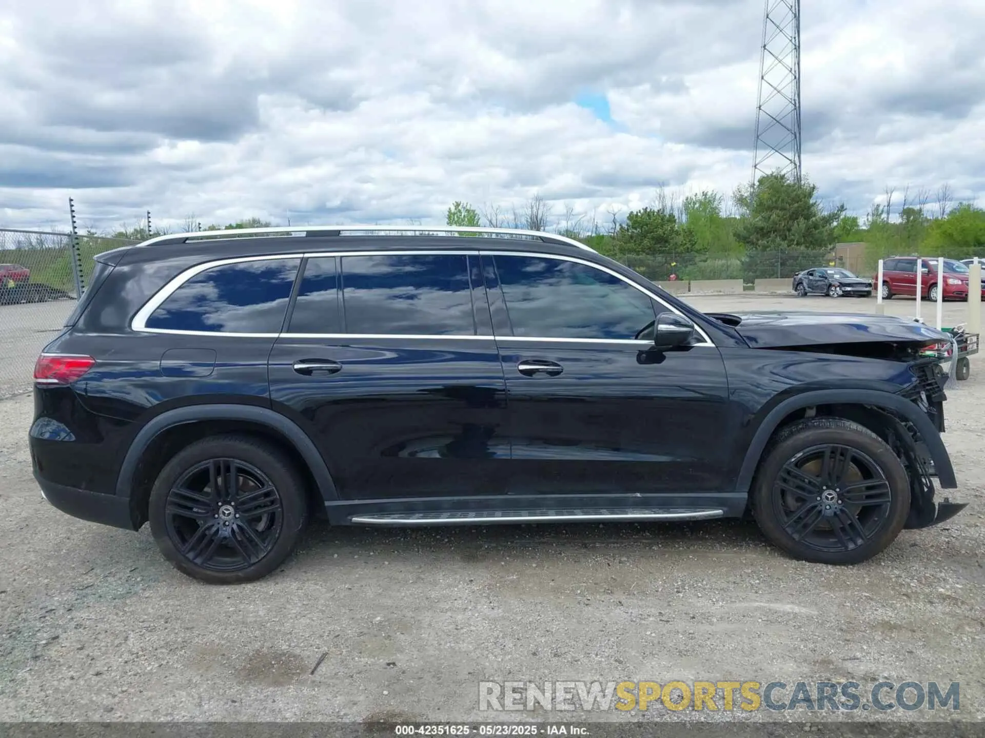 14 Photograph of a damaged car 4JGFF5KEXMA354814 MERCEDES-BENZ GLS 450 2021