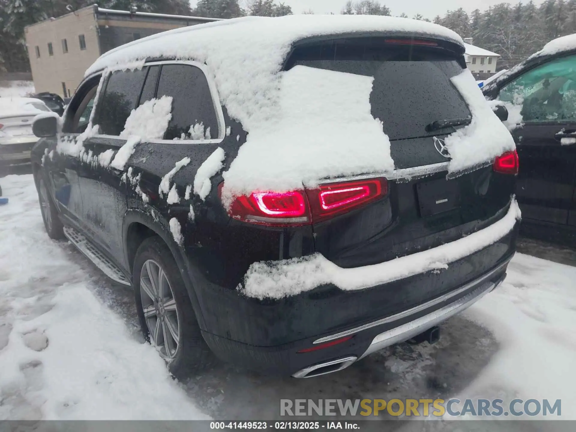 3 Photograph of a damaged car 4JGFF5KEXMA376571 MERCEDES-BENZ GLS 450 2021