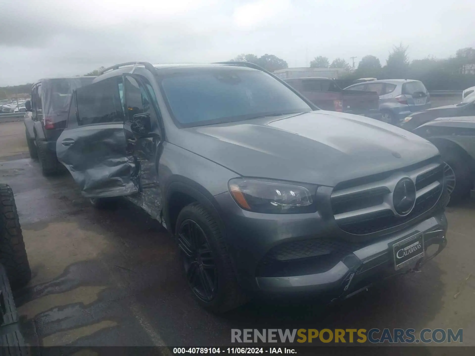 13 Photograph of a damaged car 4JGFF5KE0NA599445 MERCEDES-BENZ GLS 450 2022