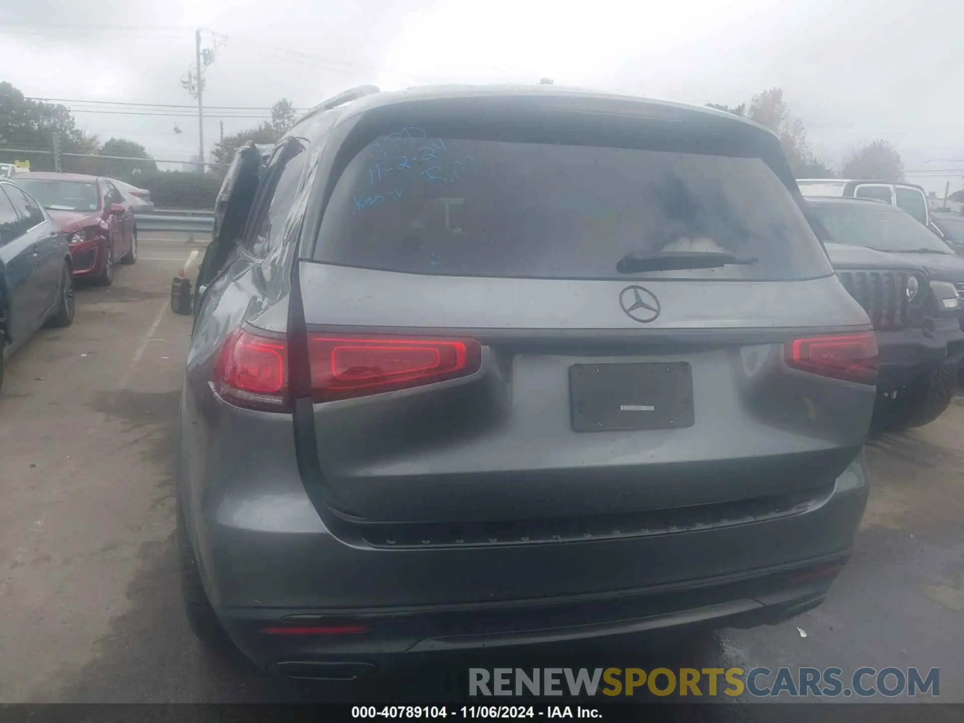 16 Photograph of a damaged car 4JGFF5KE0NA599445 MERCEDES-BENZ GLS 450 2022