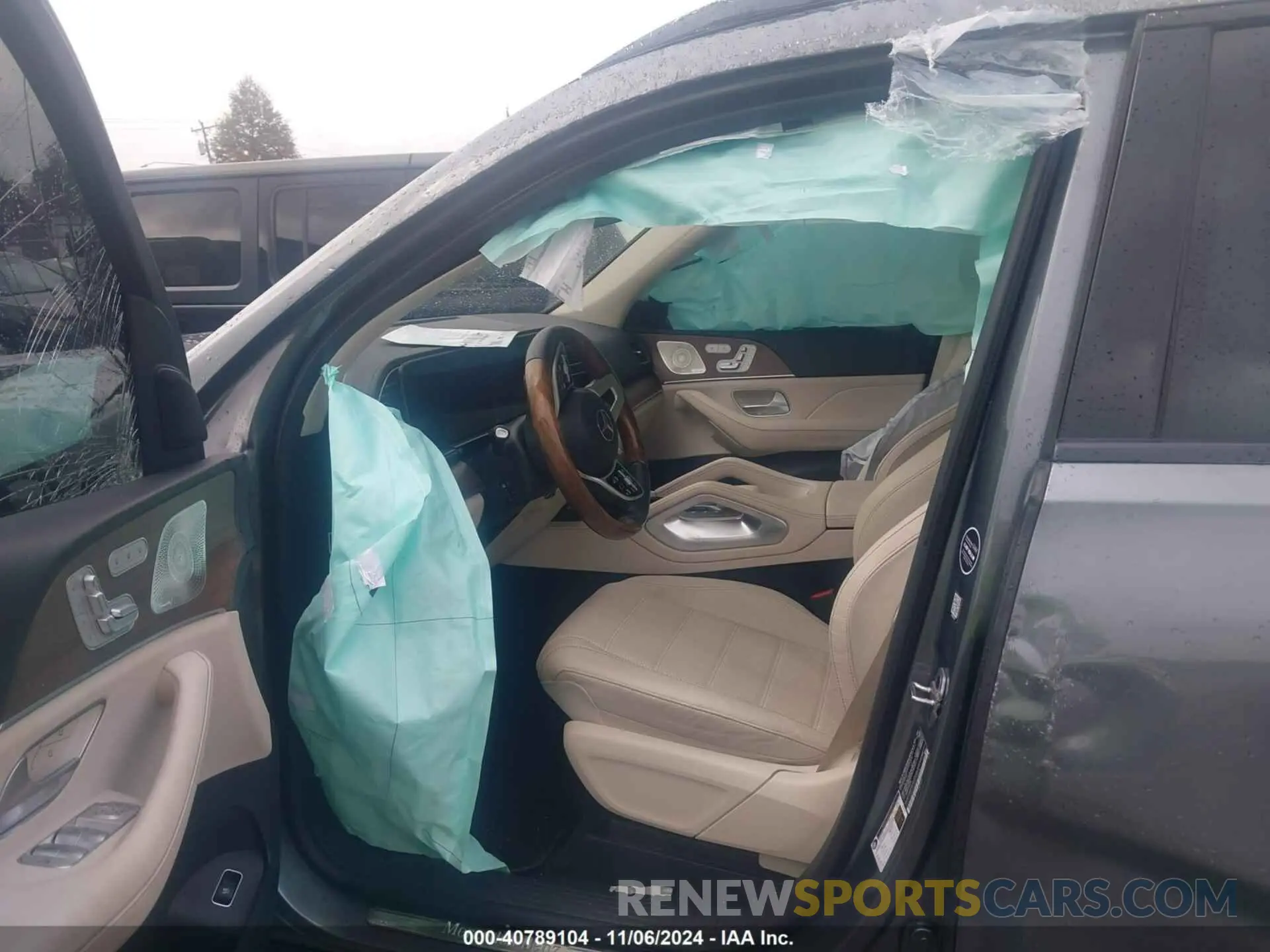 5 Photograph of a damaged car 4JGFF5KE0NA599445 MERCEDES-BENZ GLS 450 2022