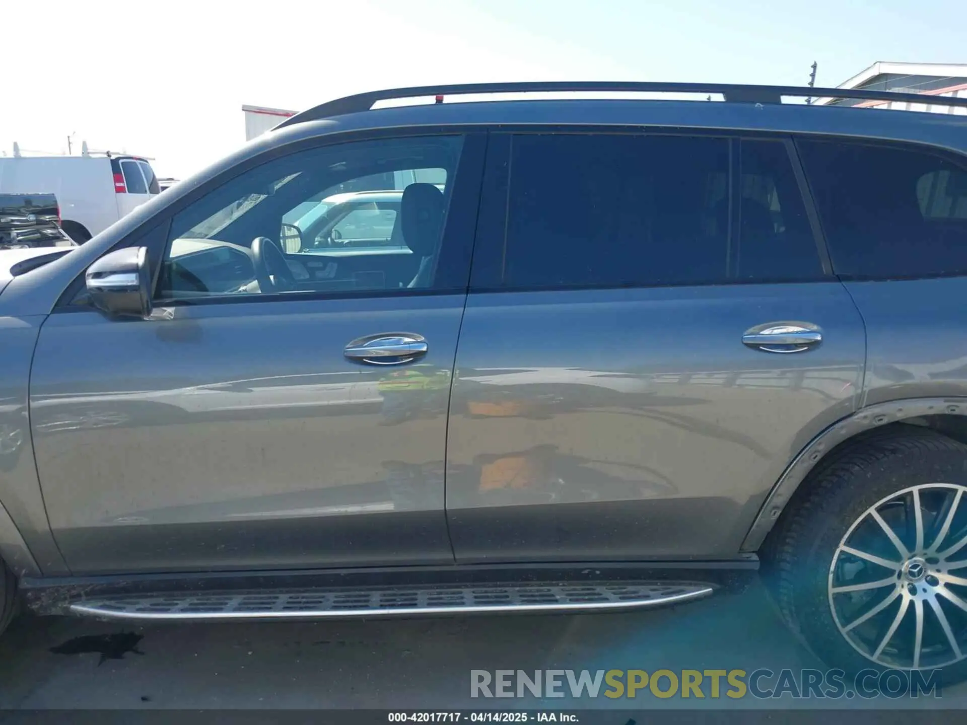 15 Photograph of a damaged car 4JGFF5KE4NA603853 MERCEDES-BENZ GLS 450 2022