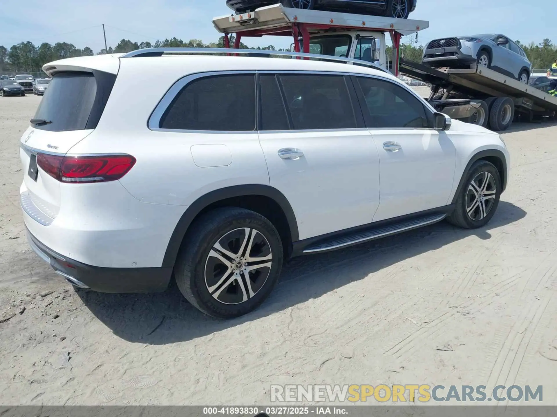 4 Photograph of a damaged car 4JGFF5KE6NA716736 MERCEDES-BENZ GLS 450 2022