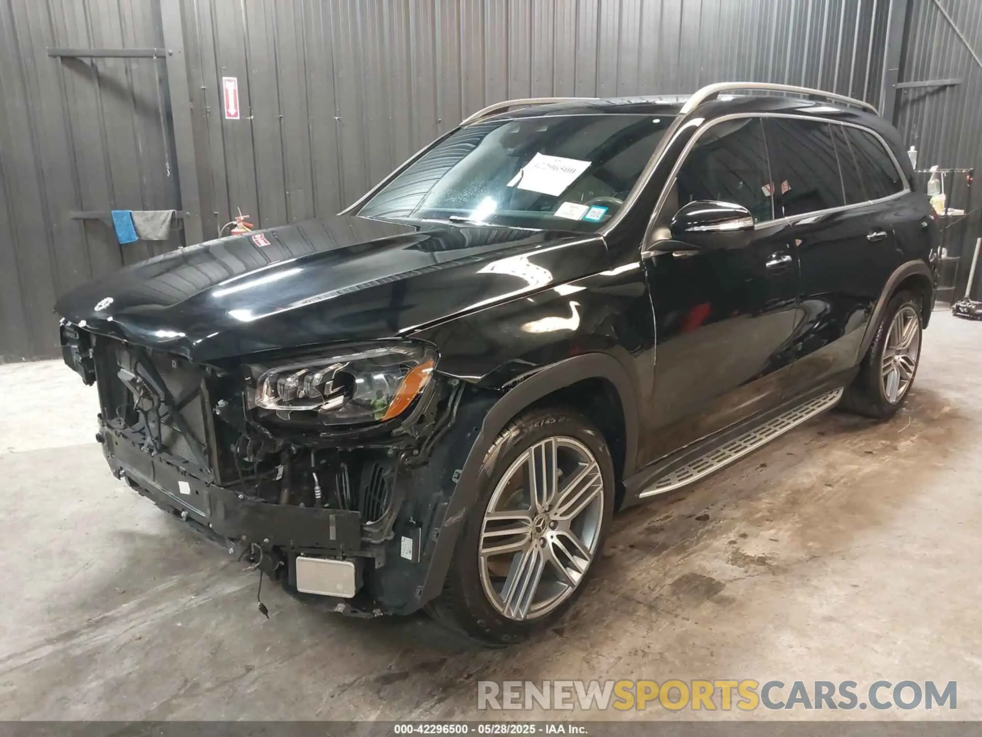 2 Photograph of a damaged car 4JGFF5KE8NA733344 MERCEDES-BENZ GLS 450 2022