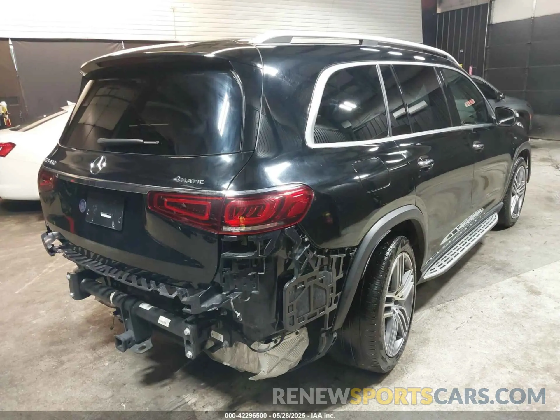 4 Photograph of a damaged car 4JGFF5KE8NA733344 MERCEDES-BENZ GLS 450 2022
