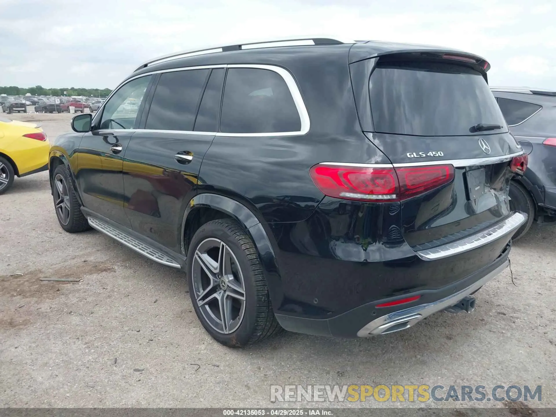 3 Photograph of a damaged car 4JGFF5KE6PA879602 MERCEDES-BENZ GLS 450 2023
