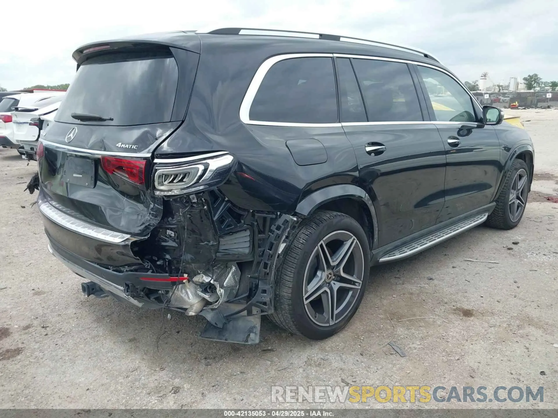 4 Photograph of a damaged car 4JGFF5KE6PA879602 MERCEDES-BENZ GLS 450 2023