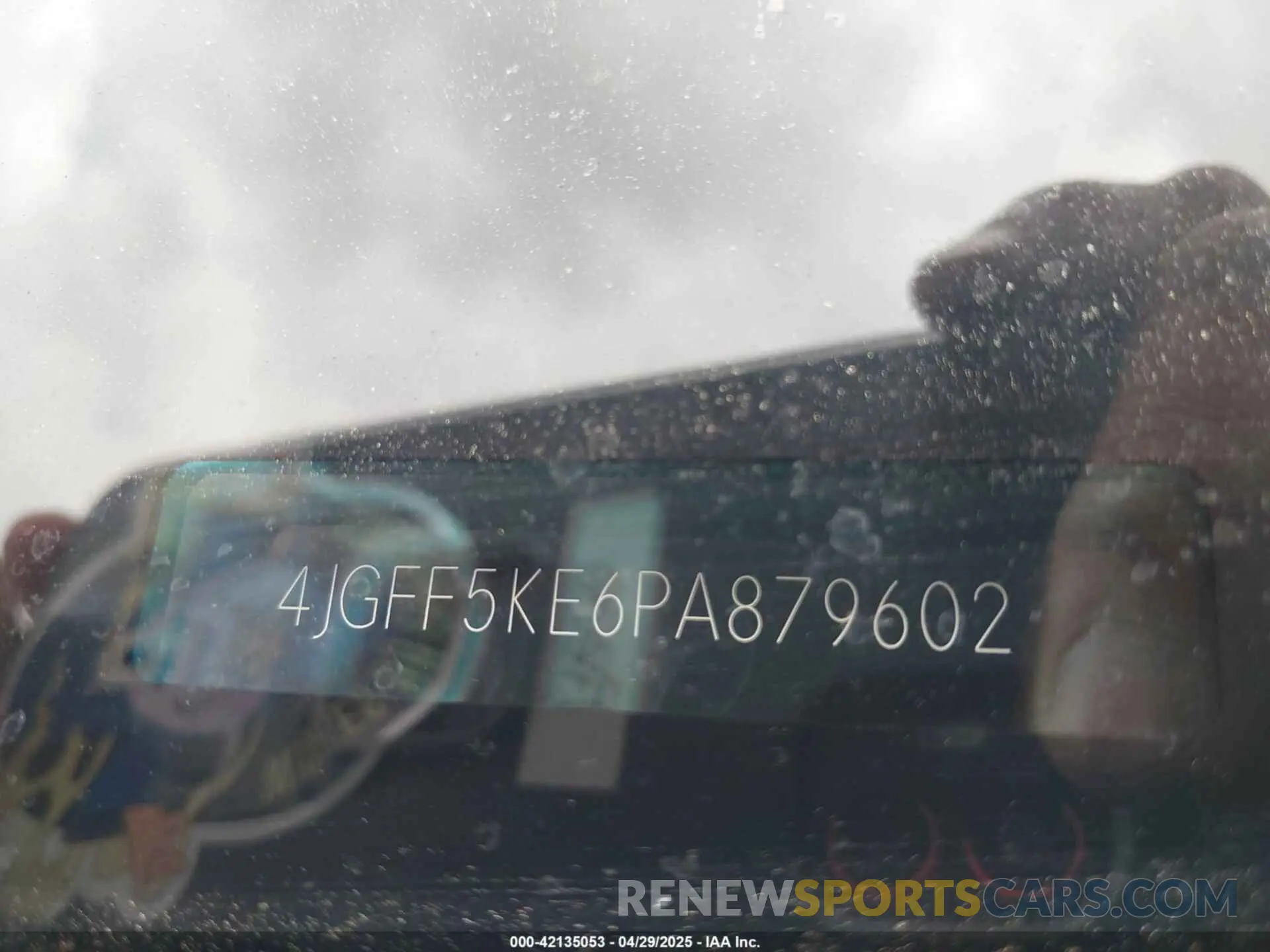 9 Photograph of a damaged car 4JGFF5KE6PA879602 MERCEDES-BENZ GLS 450 2023