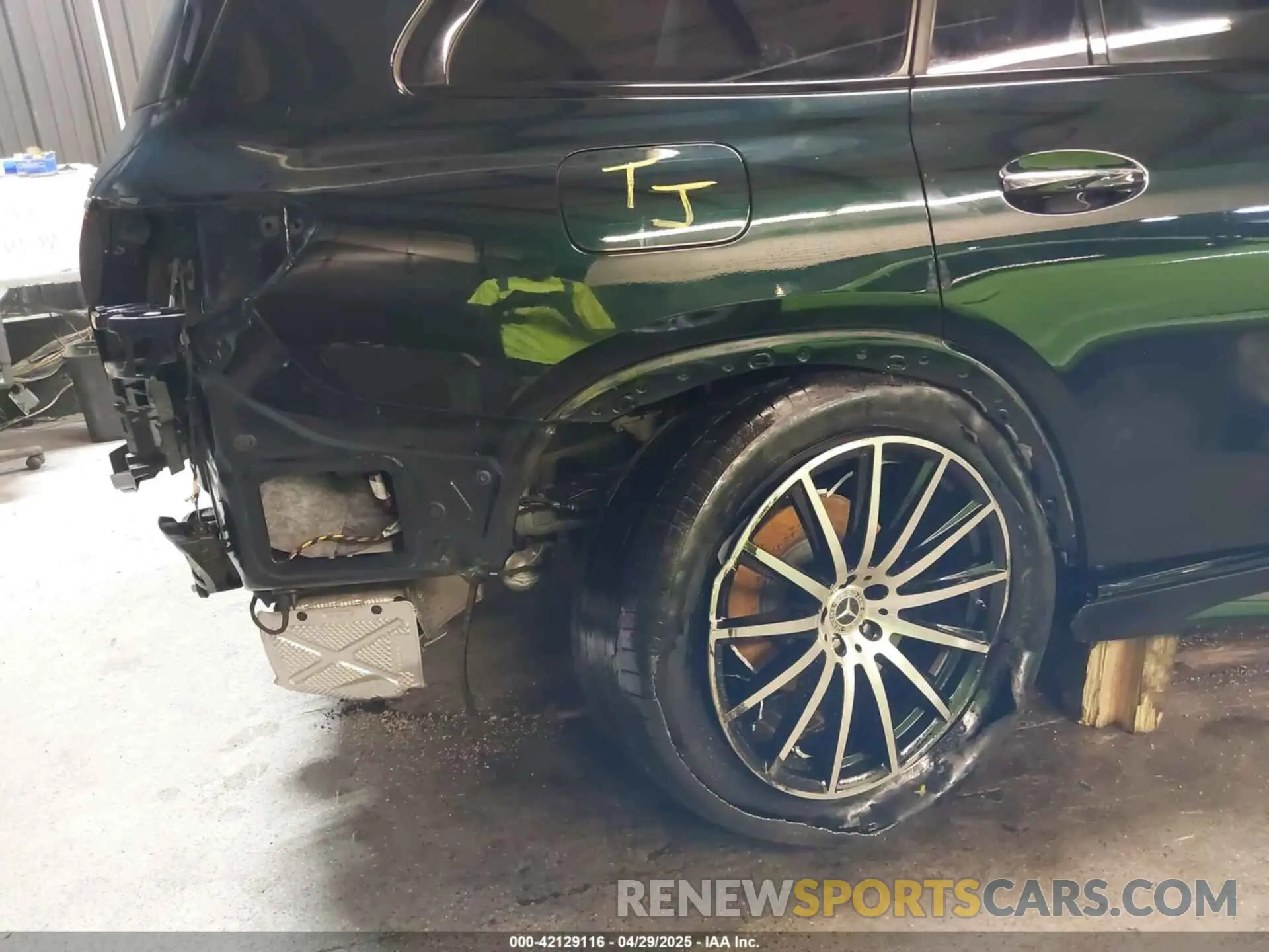 20 Photograph of a damaged car 4JGFF5KE7PA964853 MERCEDES-BENZ GLS 450 2023