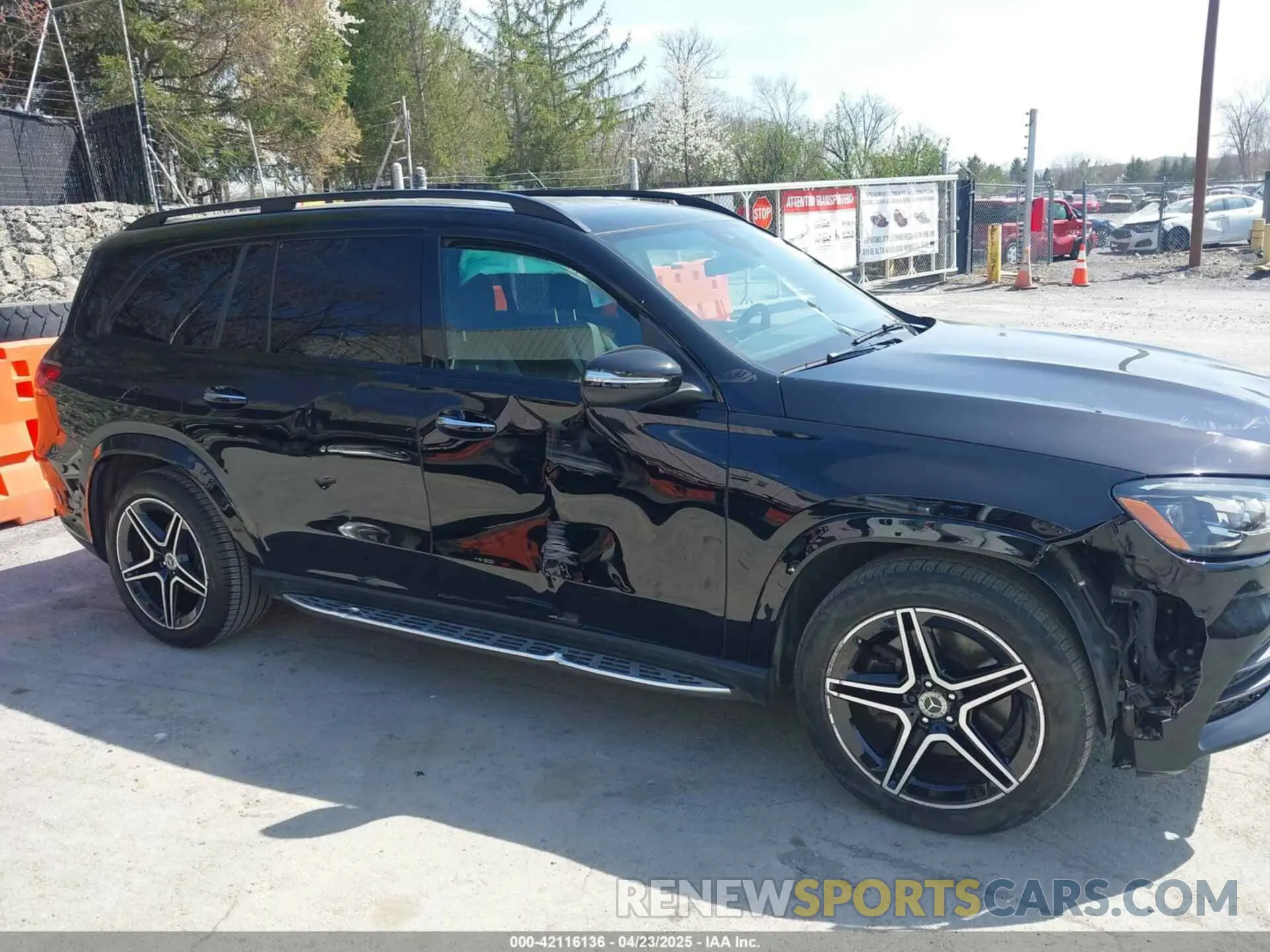 13 Photograph of a damaged car 4JGFF5KE8PA879956 MERCEDES-BENZ GLS 450 2023