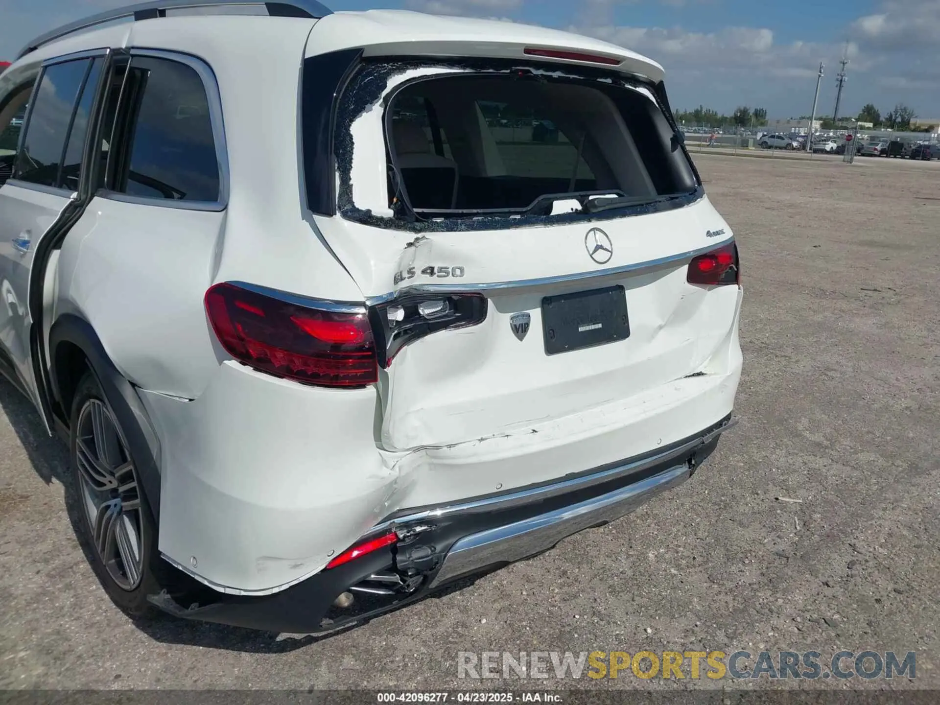 6 Photograph of a damaged car 4JGFF5KE0RB133823 MERCEDES-BENZ GLS 450 2024