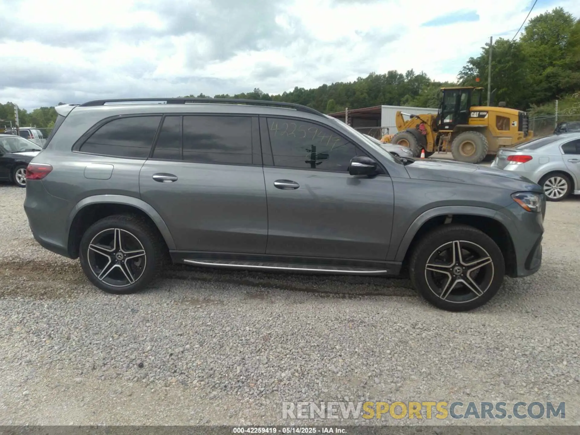13 Photograph of a damaged car 4JGFF5KE3RB086948 MERCEDES-BENZ GLS 450 2024