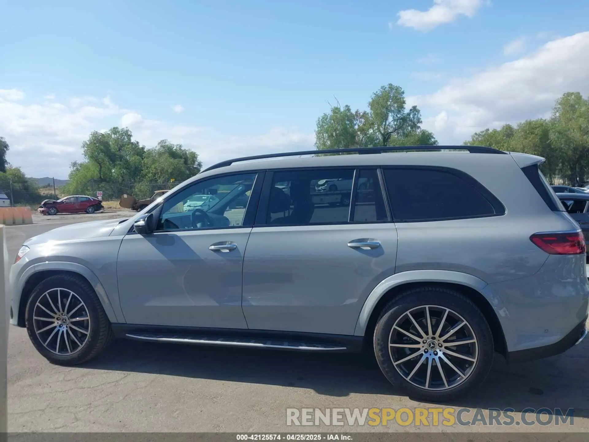15 Photograph of a damaged car 4JGFF5KE3RB117003 MERCEDES-BENZ GLS 450 2024