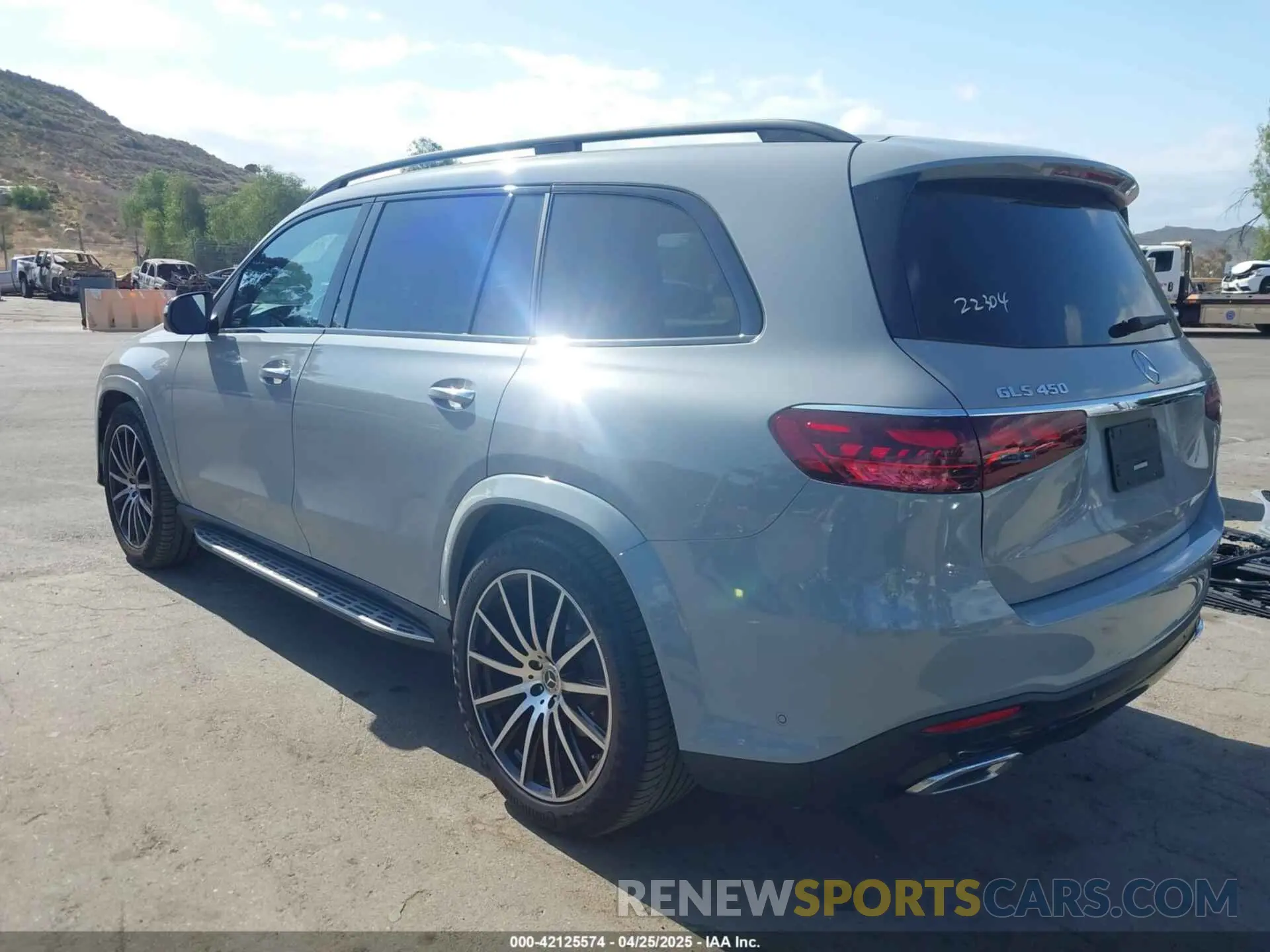 3 Photograph of a damaged car 4JGFF5KE3RB117003 MERCEDES-BENZ GLS 450 2024