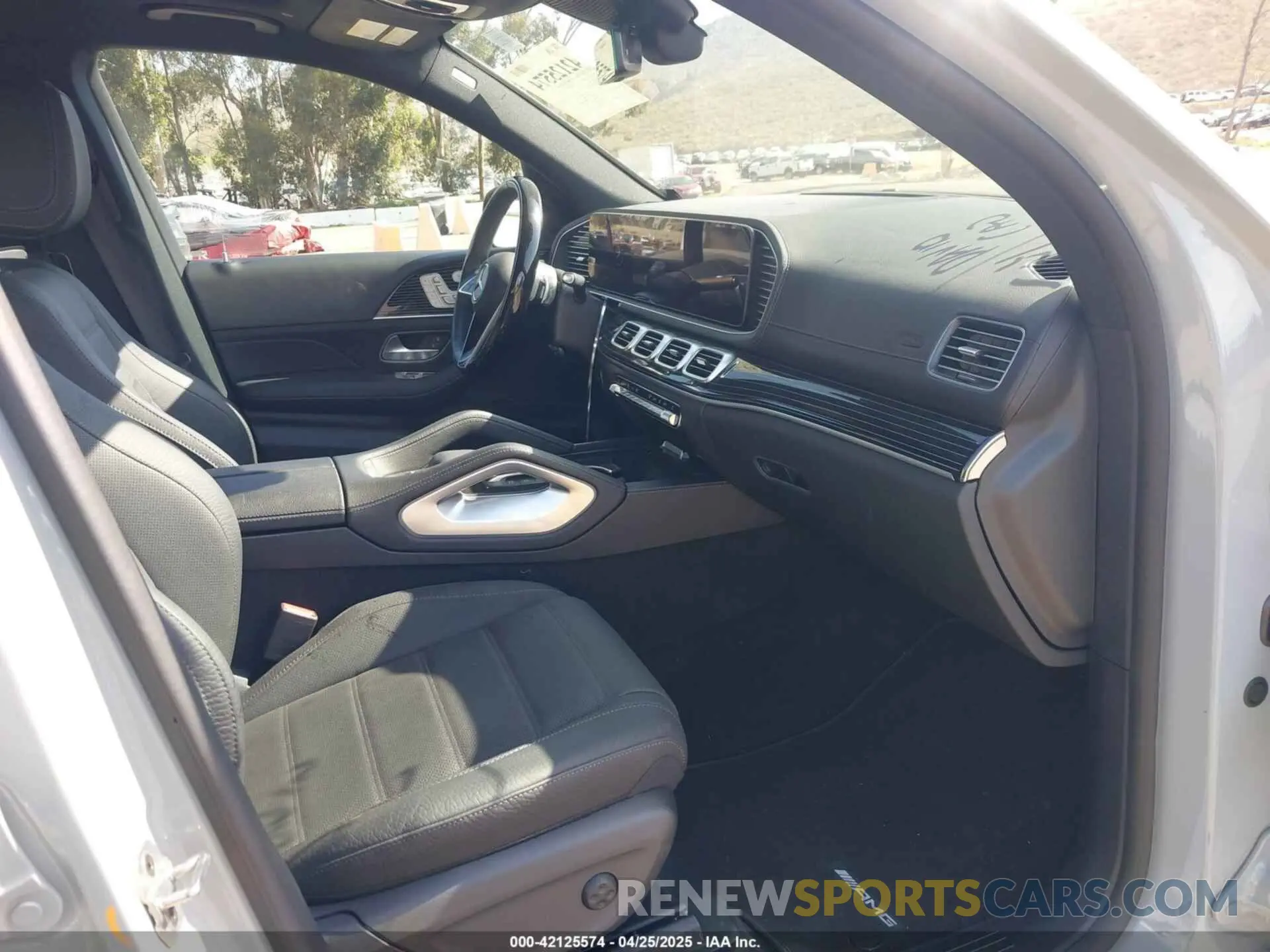 5 Photograph of a damaged car 4JGFF5KE3RB117003 MERCEDES-BENZ GLS 450 2024