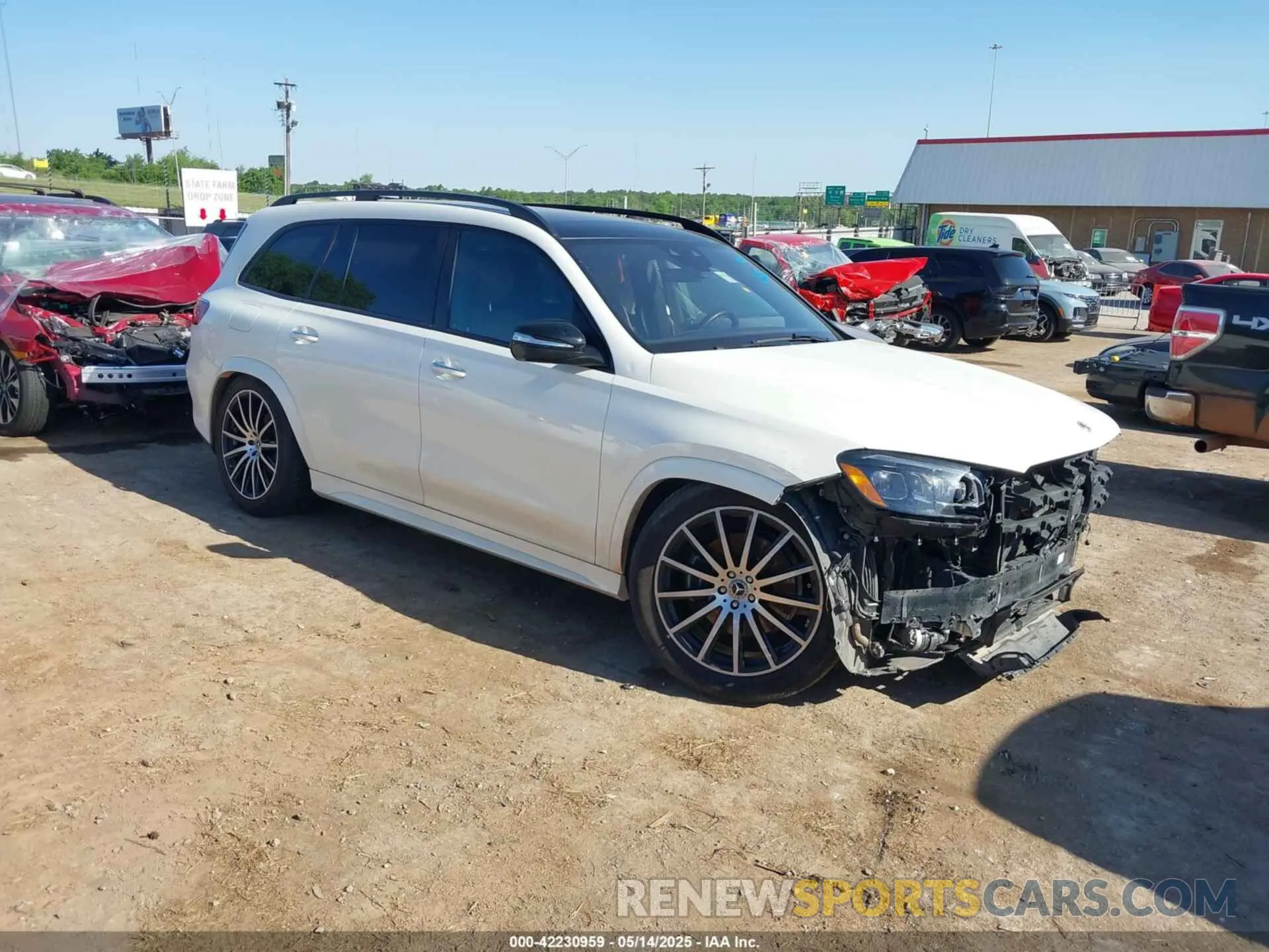 1 Photograph of a damaged car 4JGFF5KE7RB112158 MERCEDES-BENZ GLS 450 2024